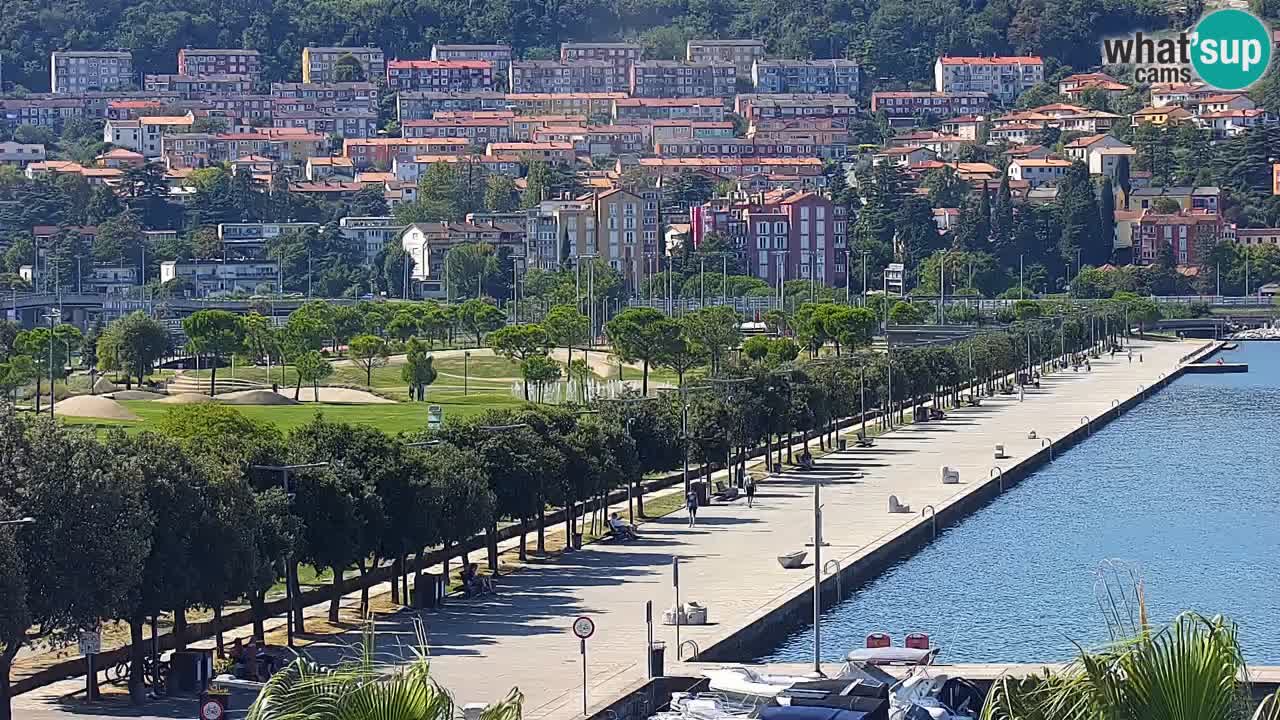 Camera en vivo Koper – puerto deportivo y paseo marítimo desde el Hotel Grand Koper
