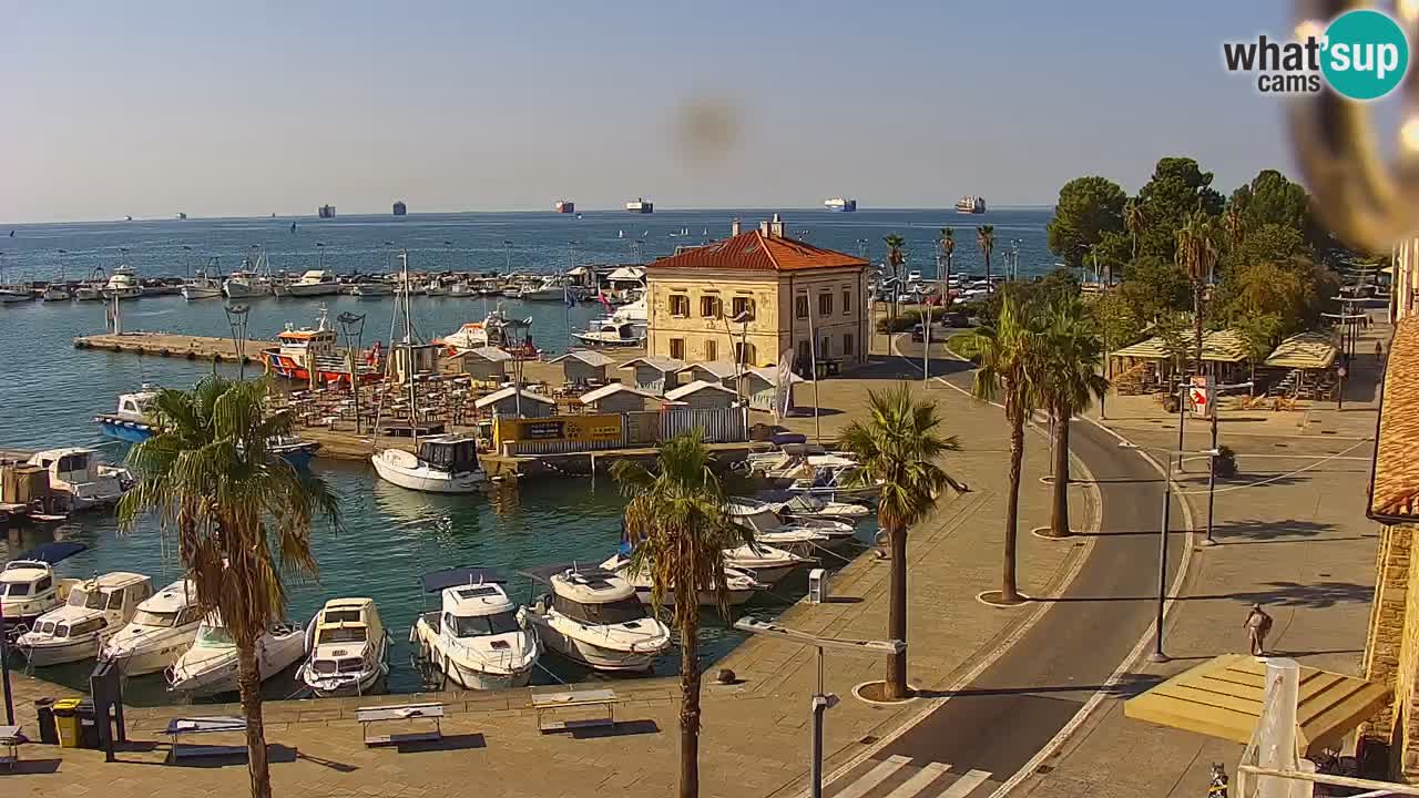 Webcam Koper – Panorama de la marina et de la promenade depuis le Grand Hotel Koper