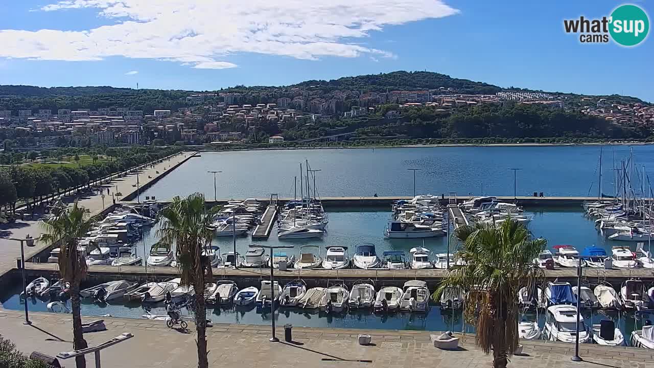 Camera en vivo Koper – puerto deportivo y paseo marítimo desde el Hotel Grand Koper