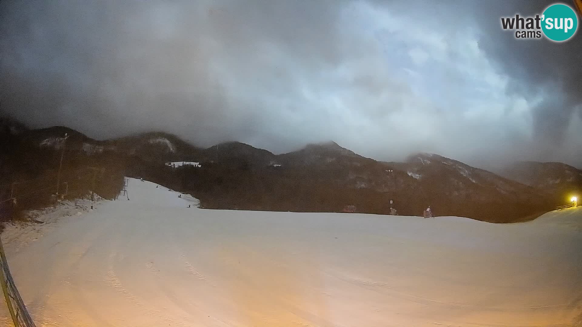 Cámara web Kozji Hrbet – Vista en vivo desde la estación de esquí de Bohinjska Bistrica