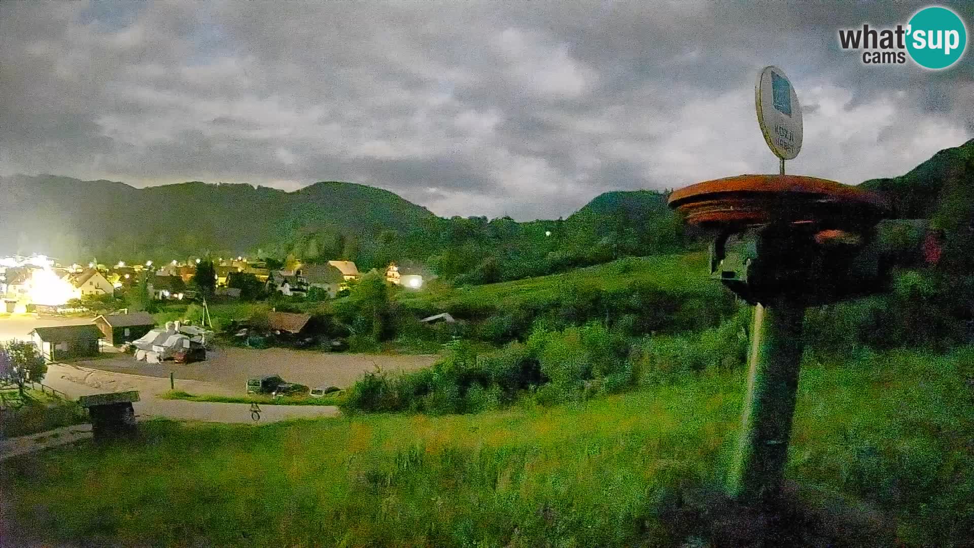 Web kamera Kozji Hrbet – Pogled uživo sa skijališta u Bohinjska Bistrica