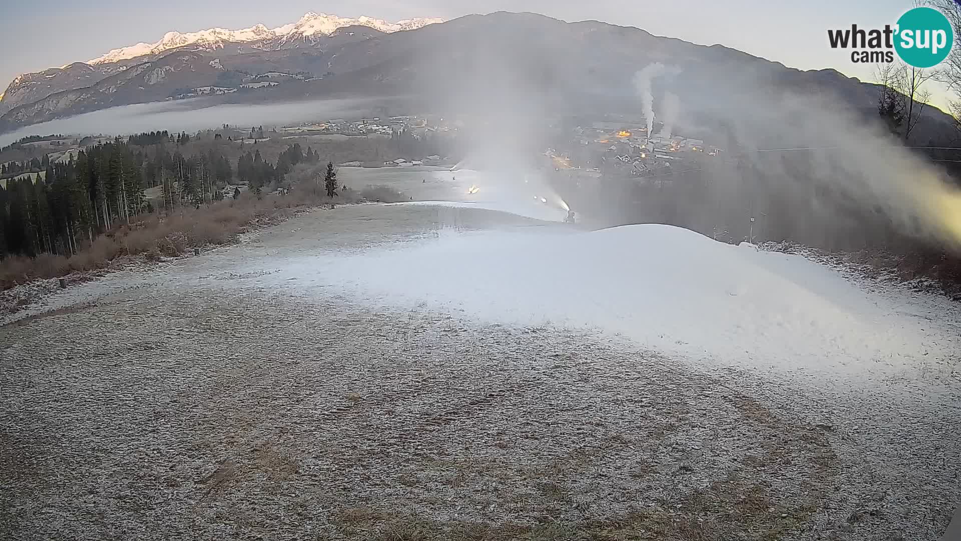 Spletna kamera Bohinjska Bistrica – Pogled v živo s smučišča Kozji Hrbet