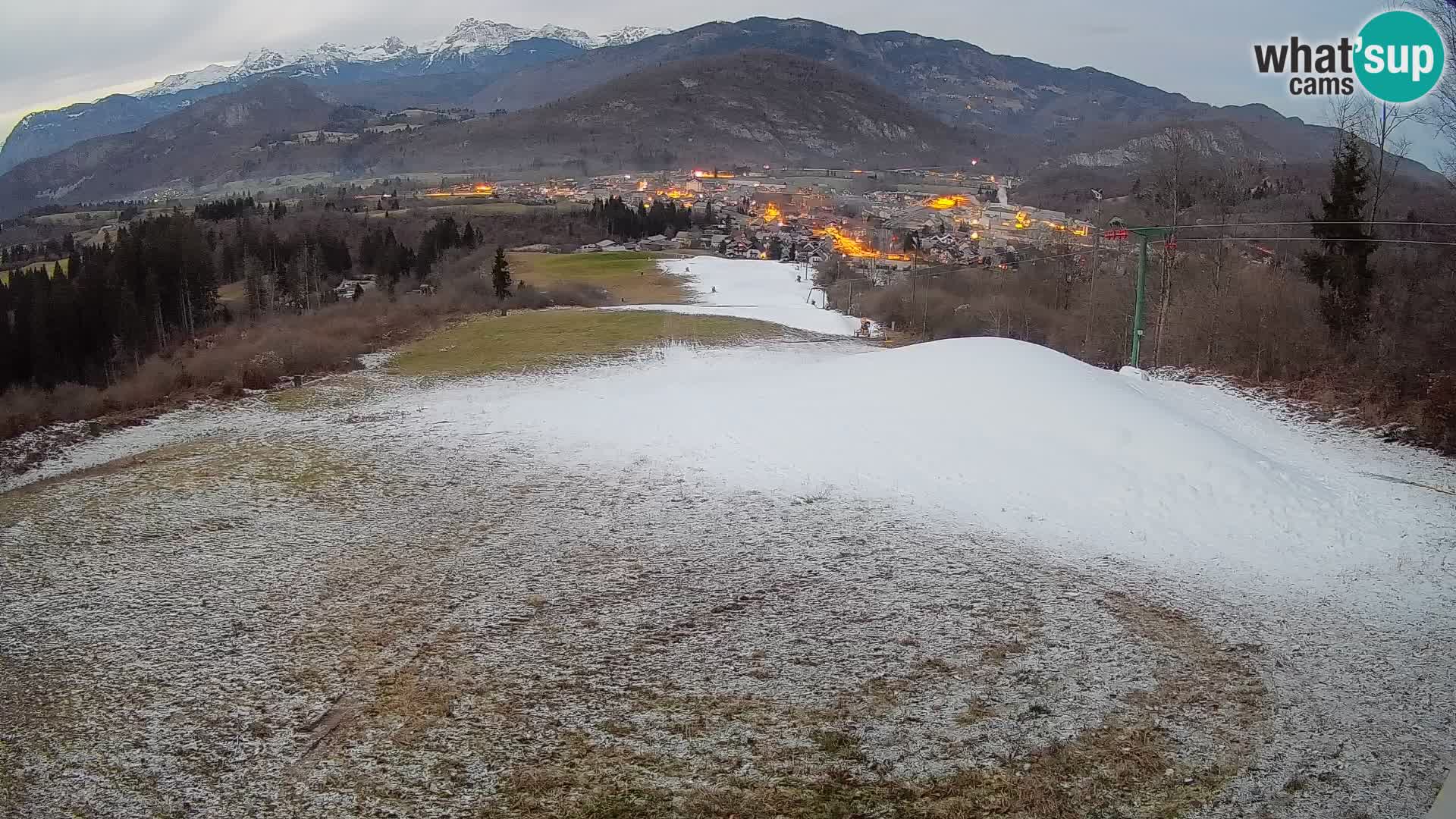 Kamera uživo Bohinjska Bistrica – Pogled u stvarnom vremenu sa skijališta Kozji Hrbet