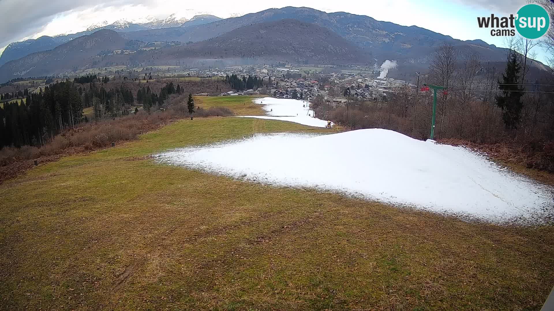 Spletna kamera Bohinjska Bistrica – Pogled v živo s smučišča Kozji Hrbet