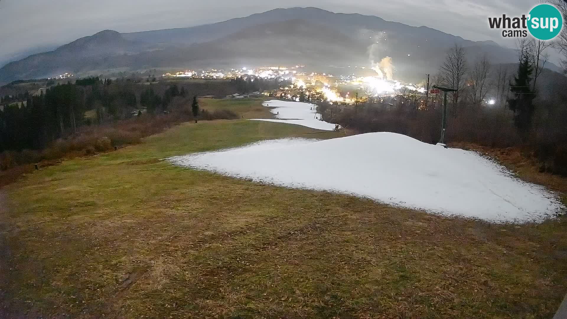Kamera uživo Bohinjska Bistrica – Pogled u stvarnom vremenu sa skijališta Kozji Hrbet