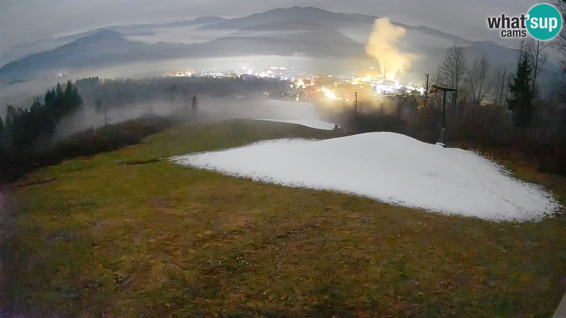 Kamera uživo Bohinjska Bistrica – Pogled u stvarnom vremenu sa skijališta Kozji Hrbet