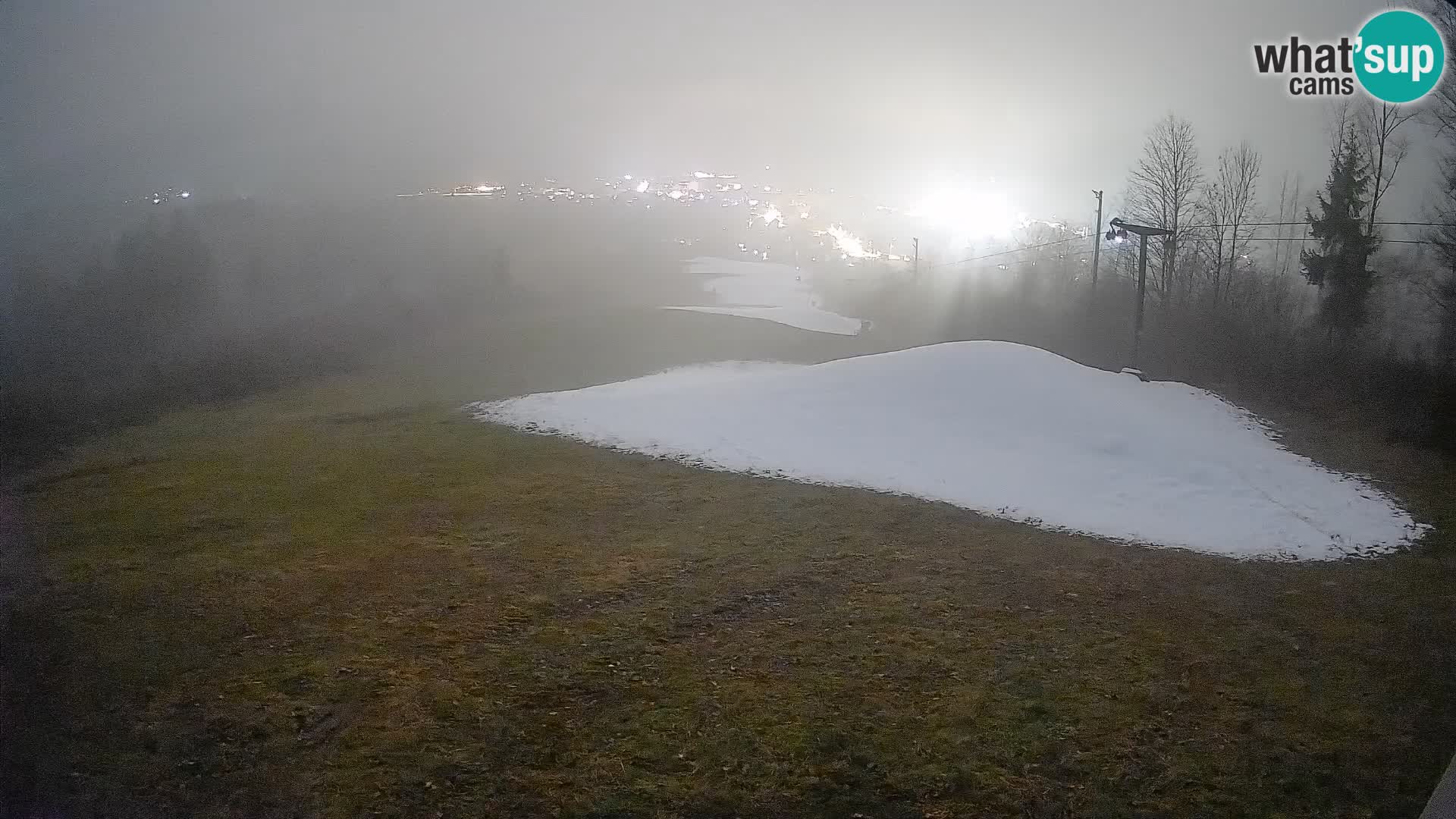 Spletna kamera Bohinjska Bistrica – Pogled v živo s smučišča Kozji Hrbet