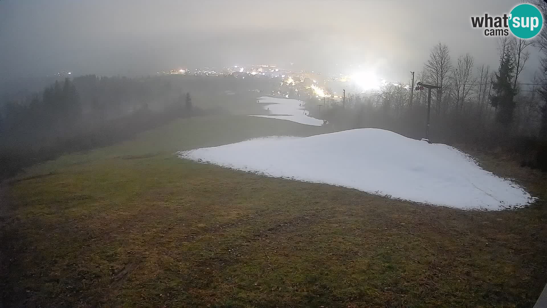 Spletna kamera Bohinjska Bistrica – Pogled v živo s smučišča Kozji Hrbet