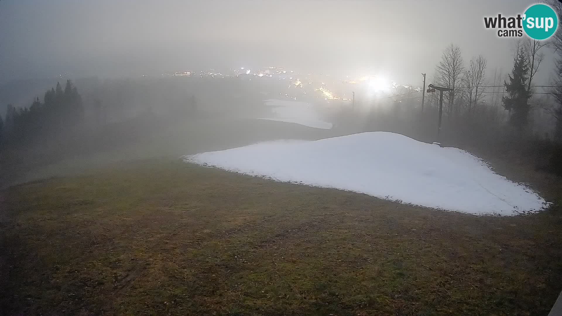Kamera uživo Bohinjska Bistrica – Pogled u stvarnom vremenu sa skijališta Kozji Hrbet