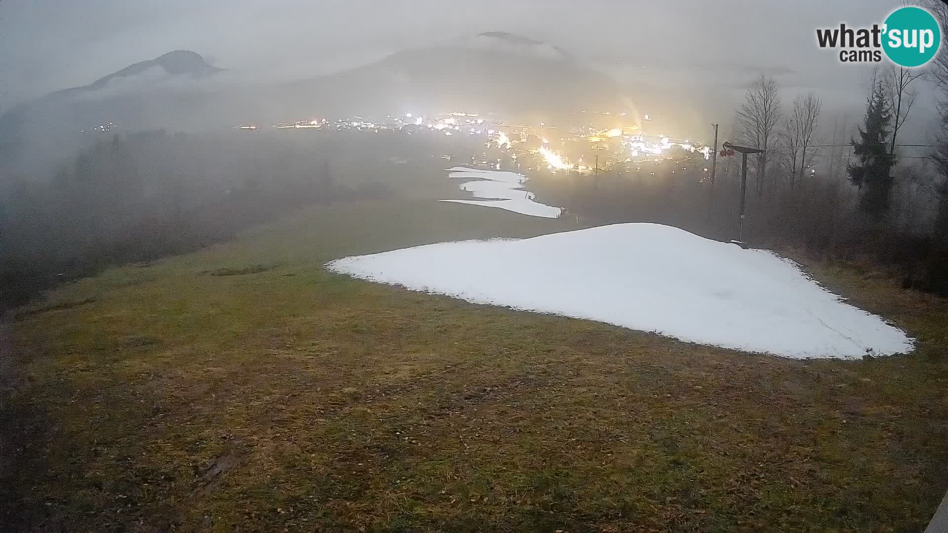 Kamera uživo Bohinjska Bistrica – Pogled u stvarnom vremenu sa skijališta Kozji Hrbet