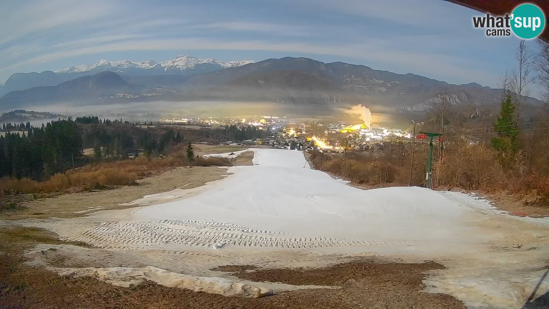 Kamera uživo Bohinjska Bistrica – Pogled u stvarnom vremenu sa skijališta Kozji Hrbet