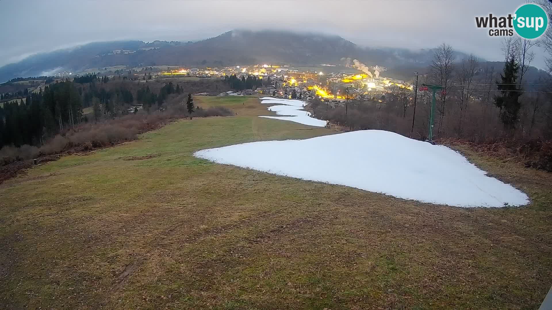 Kamera uživo Bohinjska Bistrica – Pogled u stvarnom vremenu sa skijališta Kozji Hrbet