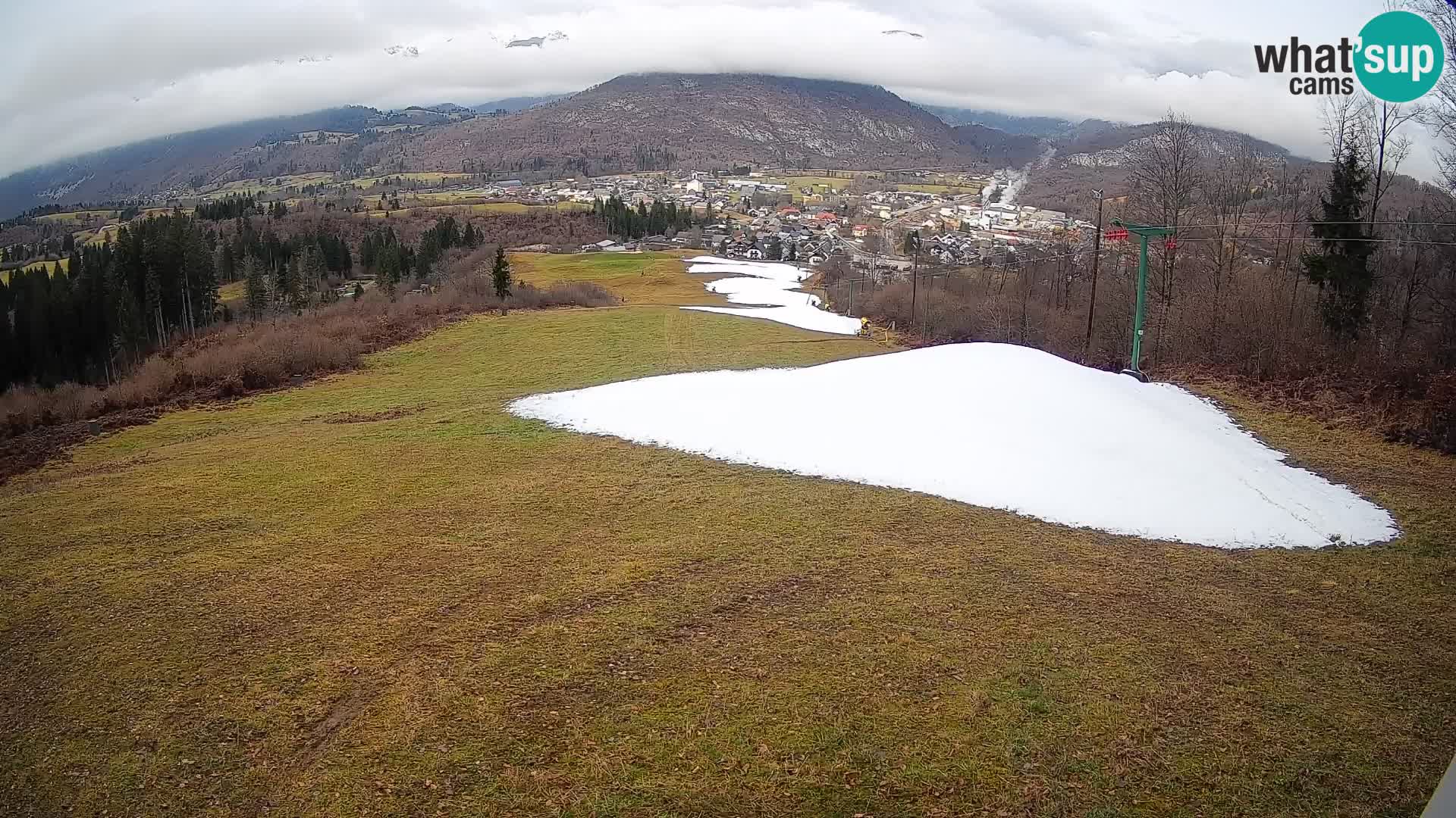 Kamera uživo Bohinjska Bistrica – Pogled u stvarnom vremenu sa skijališta Kozji Hrbet