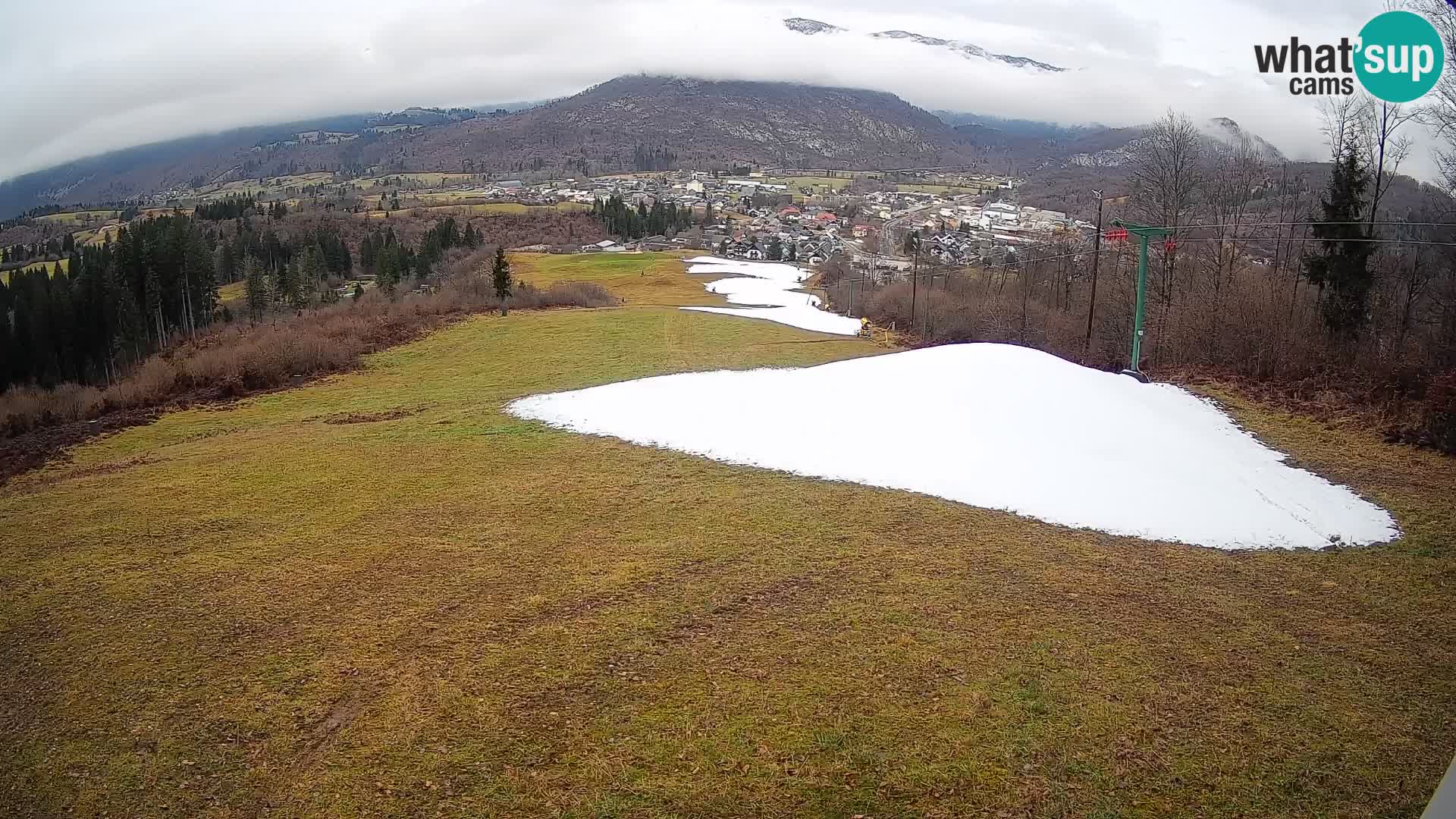 Kamera uživo Bohinjska Bistrica – Pogled u stvarnom vremenu sa skijališta Kozji Hrbet
