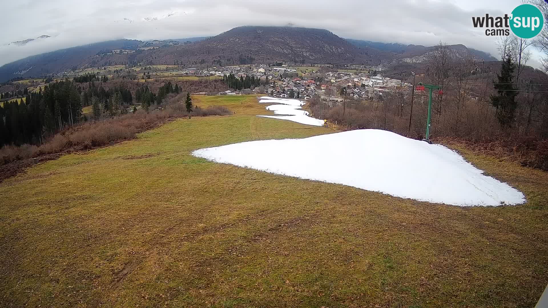 Kamera uživo Bohinjska Bistrica – Pogled u stvarnom vremenu sa skijališta Kozji Hrbet