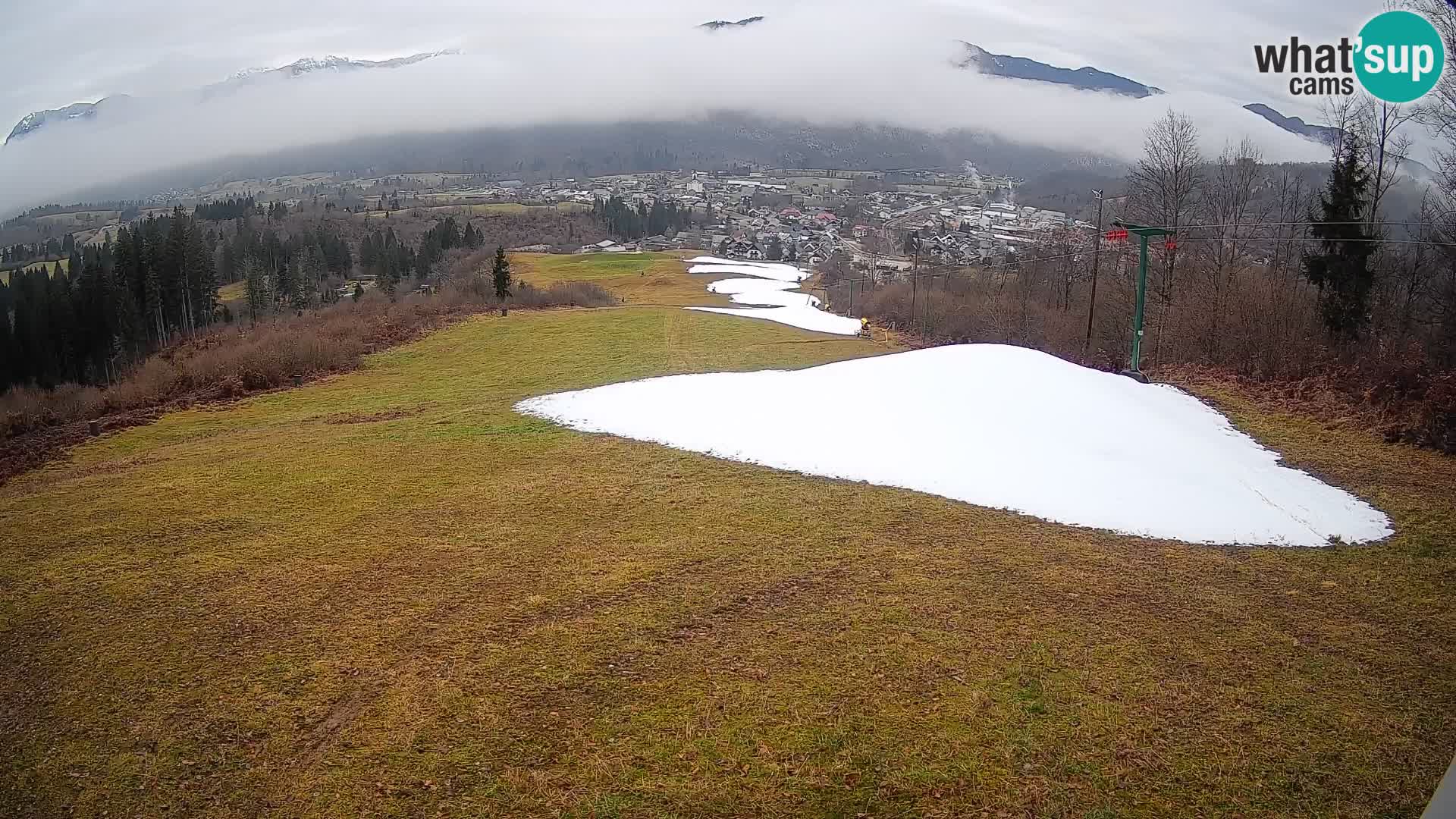 Kamera uživo Bohinjska Bistrica – Pogled u stvarnom vremenu sa skijališta Kozji Hrbet