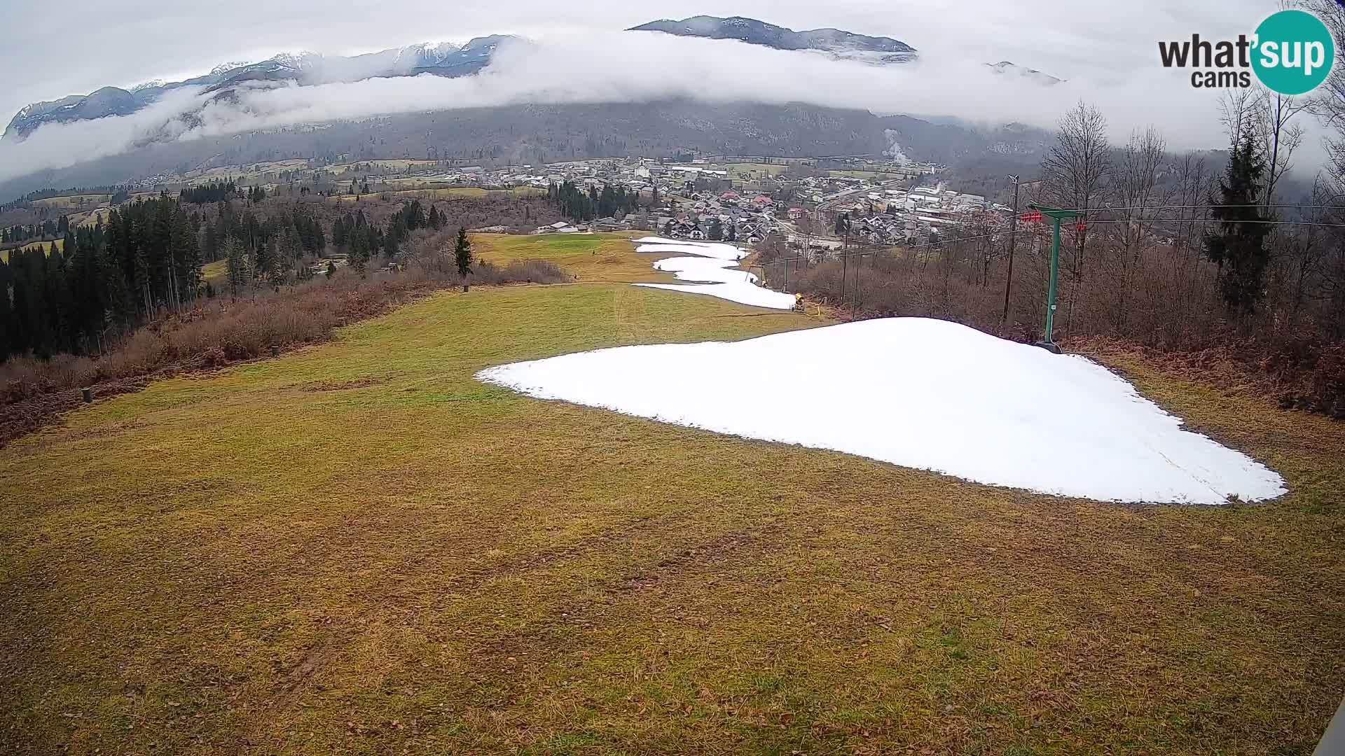 Kamera uživo Bohinjska Bistrica – Pogled u stvarnom vremenu sa skijališta Kozji Hrbet