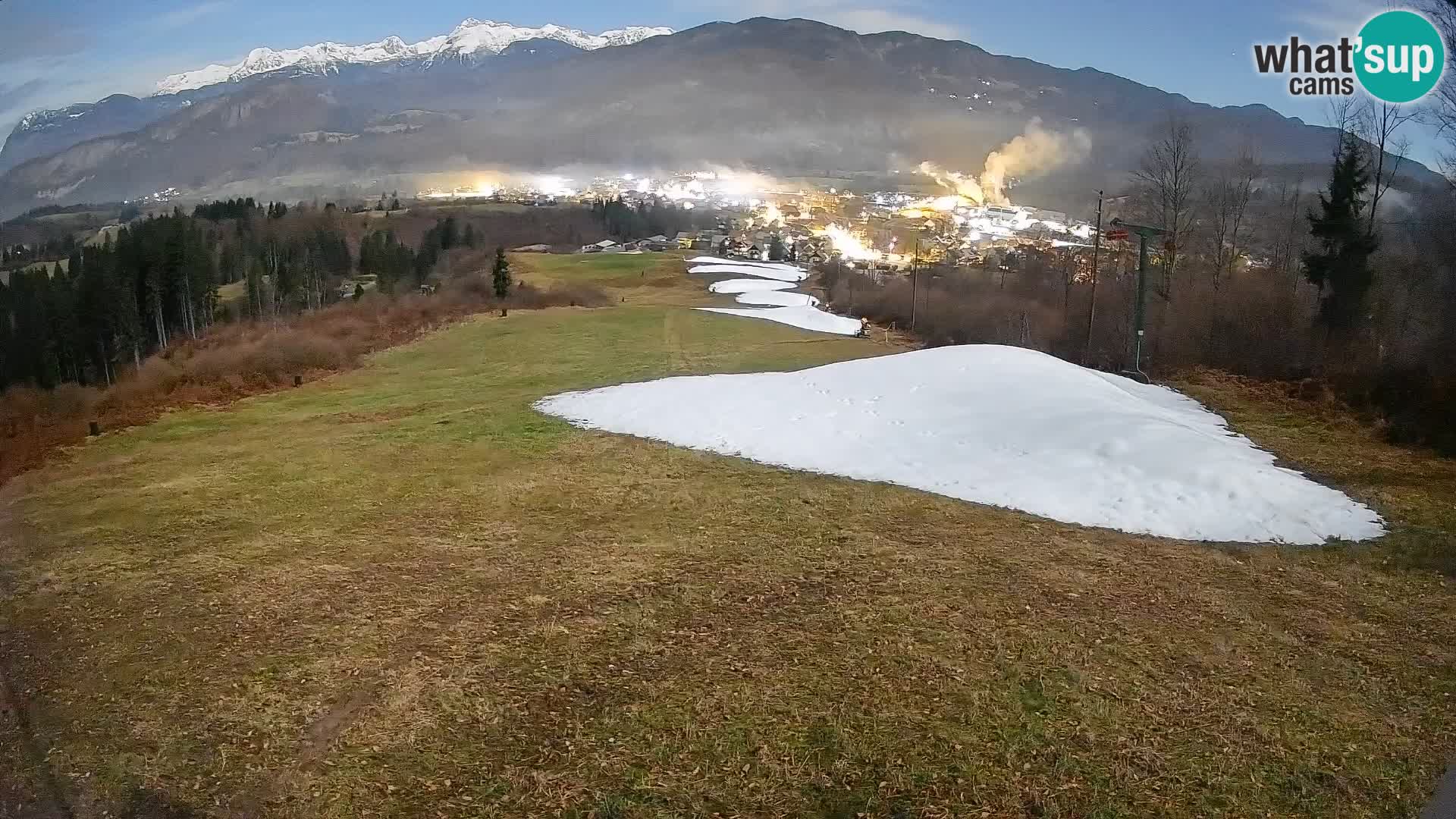 Kamera uživo Bohinjska Bistrica – Pogled u stvarnom vremenu sa skijališta Kozji Hrbet
