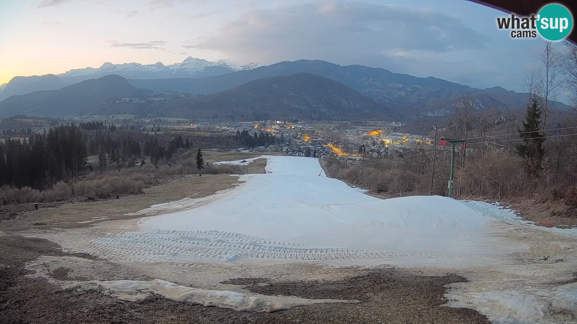 Spletna kamera Bohinjska Bistrica – Pogled v živo s smučišča Kozji Hrbet