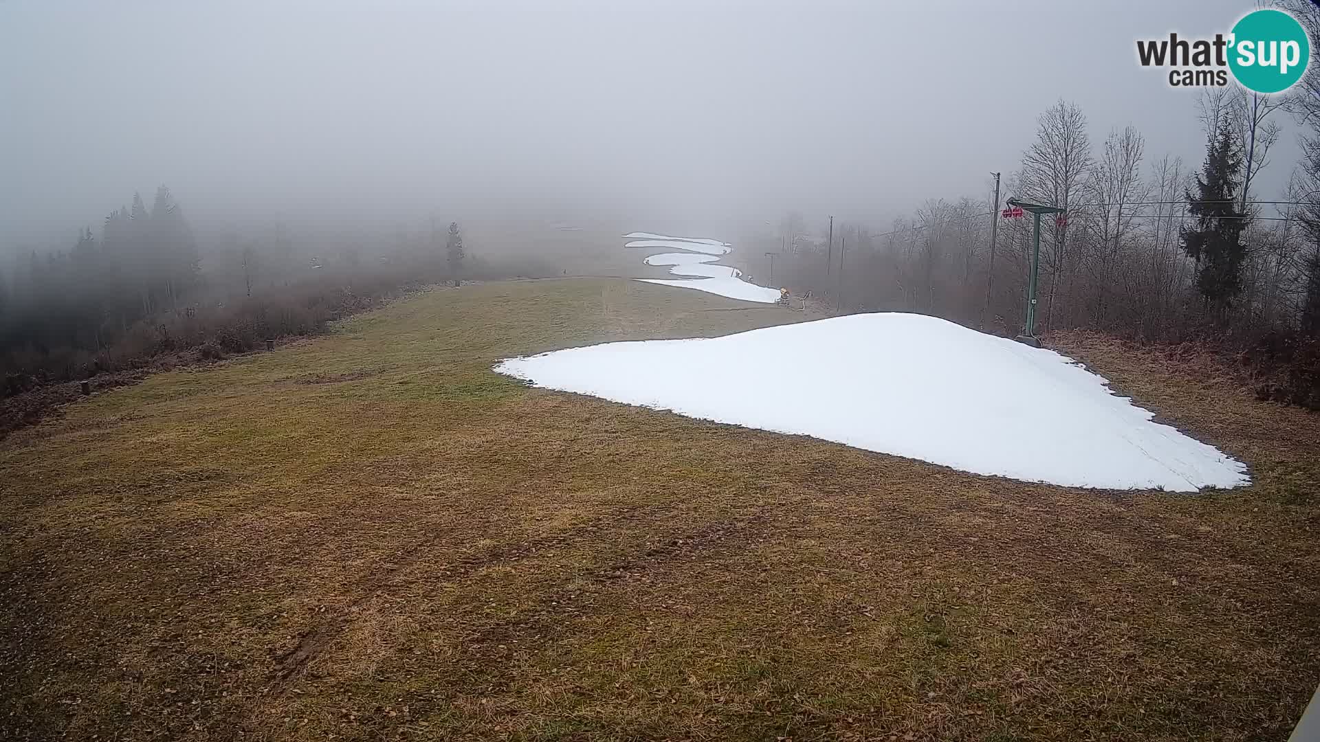 Kamera uživo Bohinjska Bistrica – Pogled u stvarnom vremenu sa skijališta Kozji Hrbet