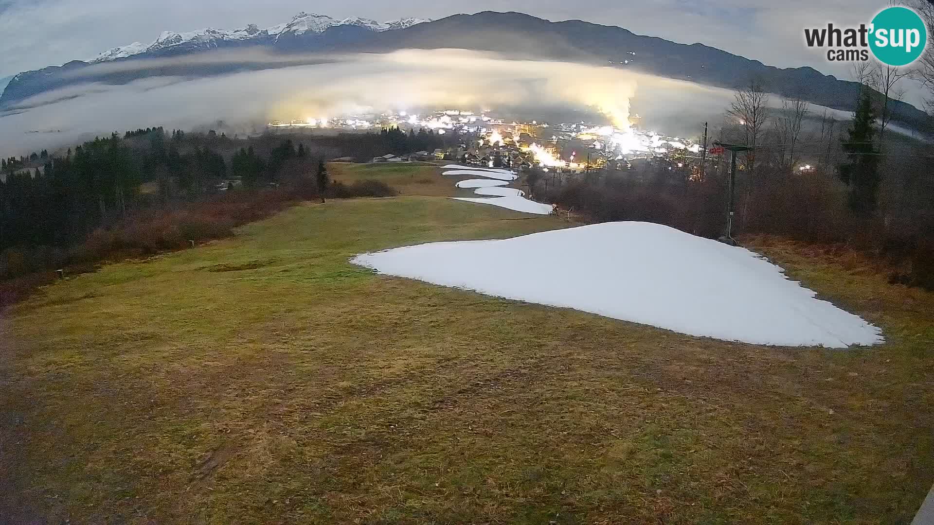 Spletna kamera Bohinjska Bistrica – Pogled v živo s smučišča Kozji Hrbet