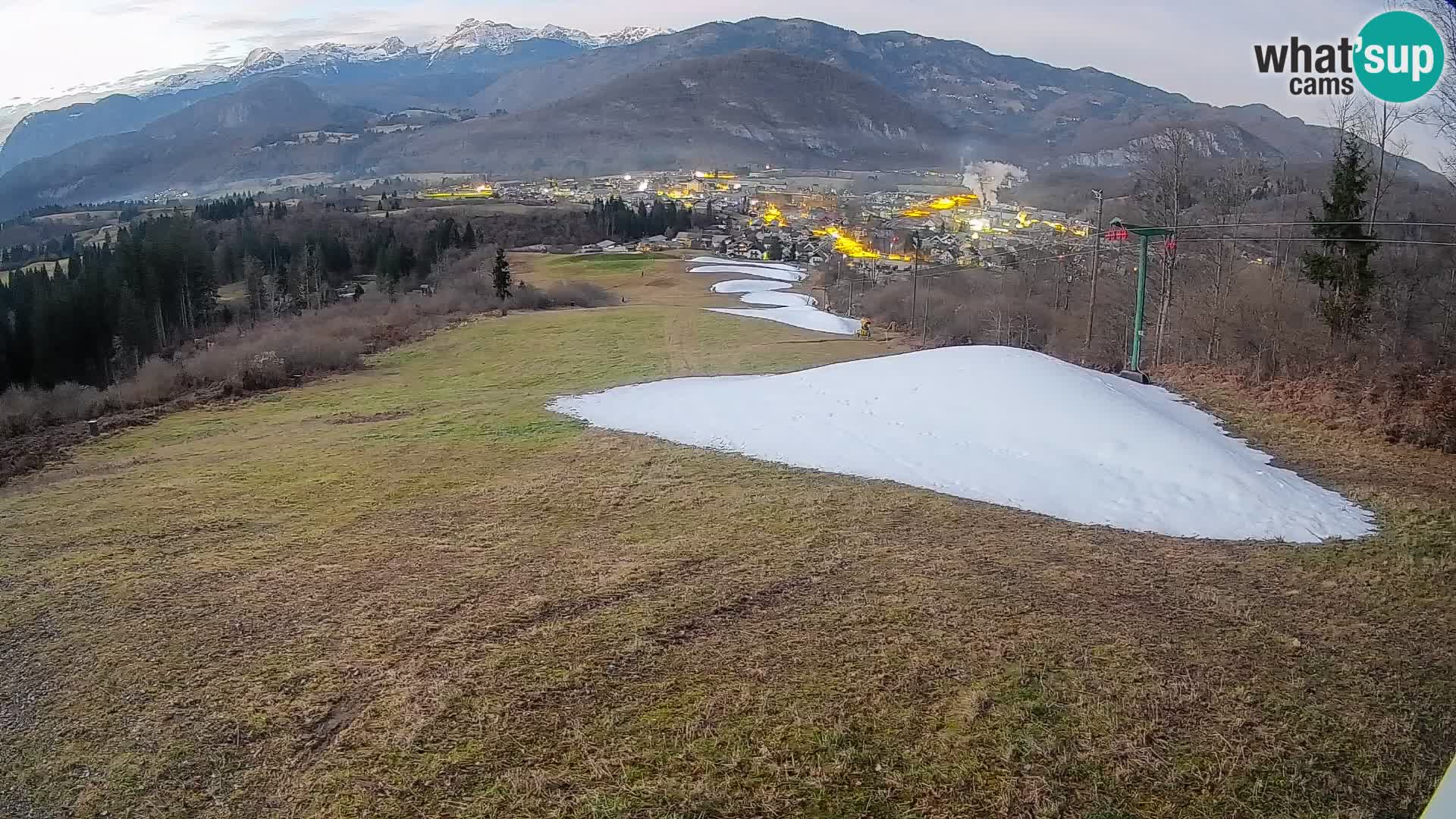 Spletna kamera Bohinjska Bistrica – Pogled v živo s smučišča Kozji Hrbet