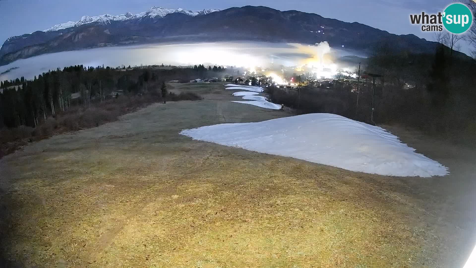 Spletna kamera Bohinjska Bistrica – Pogled v živo s smučišča Kozji Hrbet