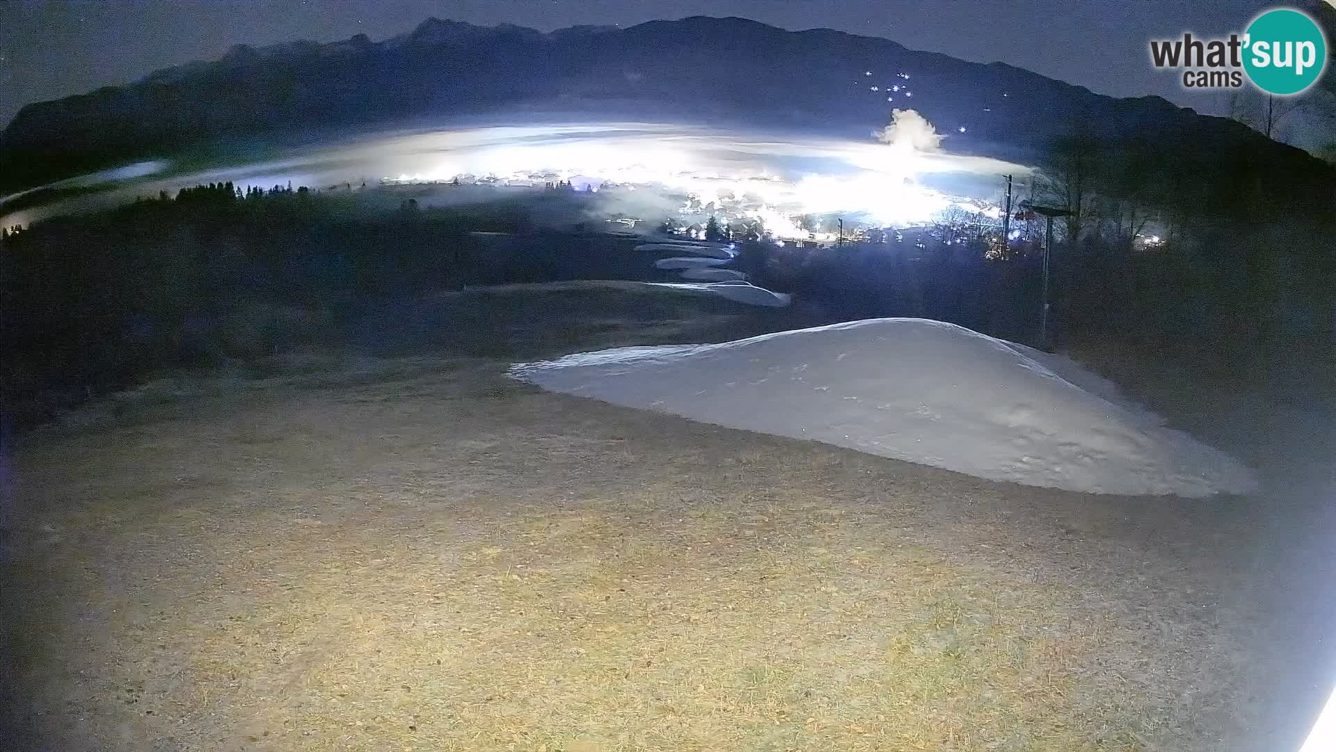 Kamera uživo Bohinjska Bistrica – Pogled u stvarnom vremenu sa skijališta Kozji Hrbet