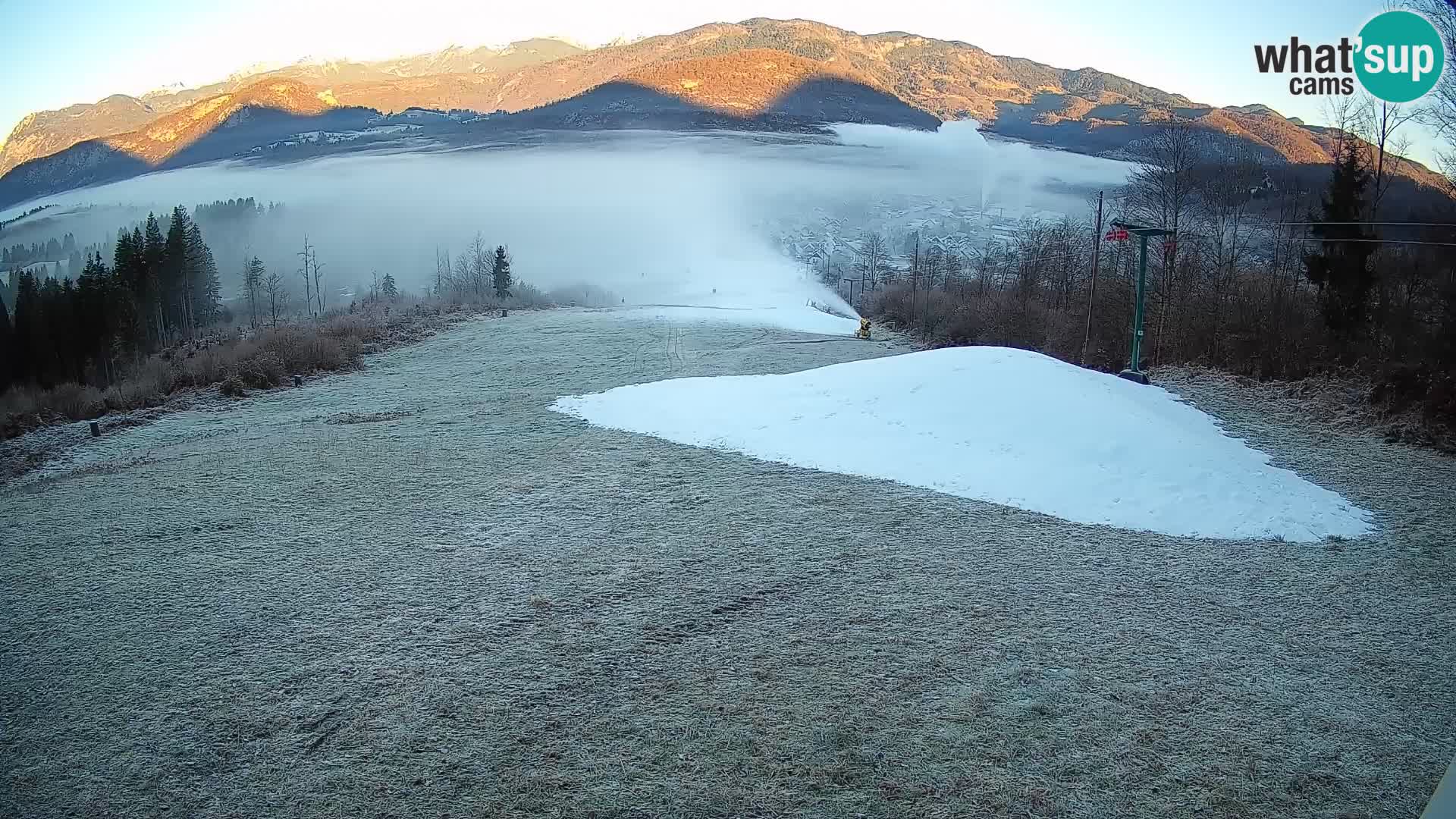 Kamera uživo Bohinjska Bistrica – Pogled u stvarnom vremenu sa skijališta Kozji Hrbet