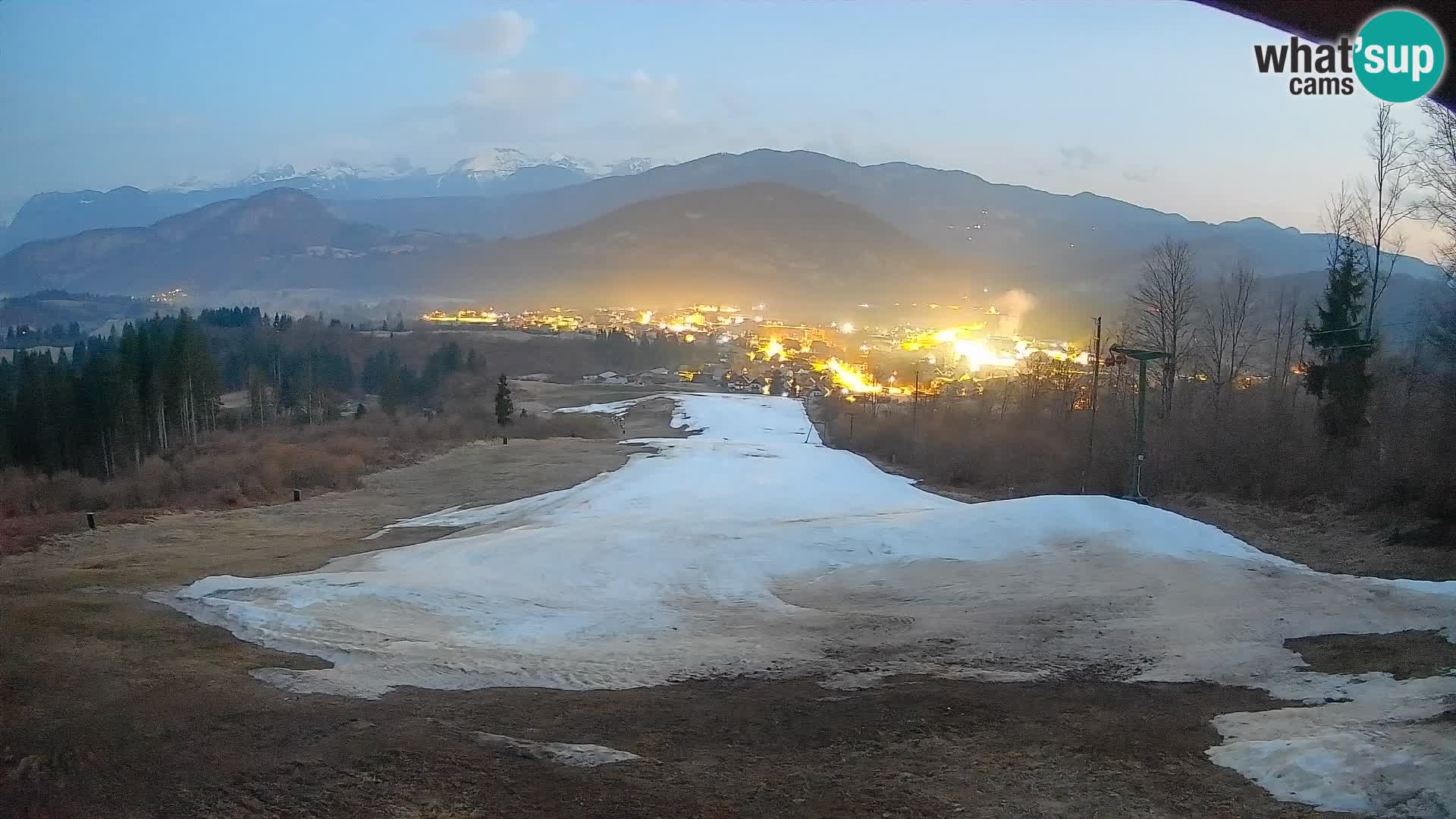 Spletna kamera Bohinjska Bistrica – Pogled v živo s smučišča Kozji Hrbet