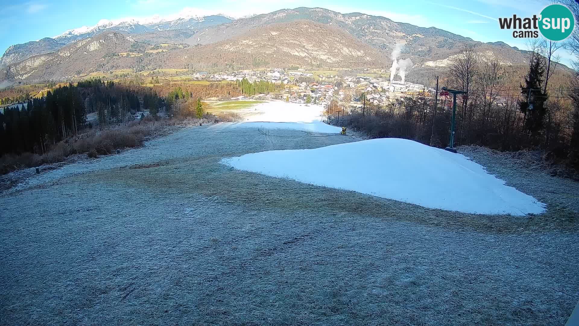 Kamera uživo Bohinjska Bistrica – Pogled u stvarnom vremenu sa skijališta Kozji Hrbet