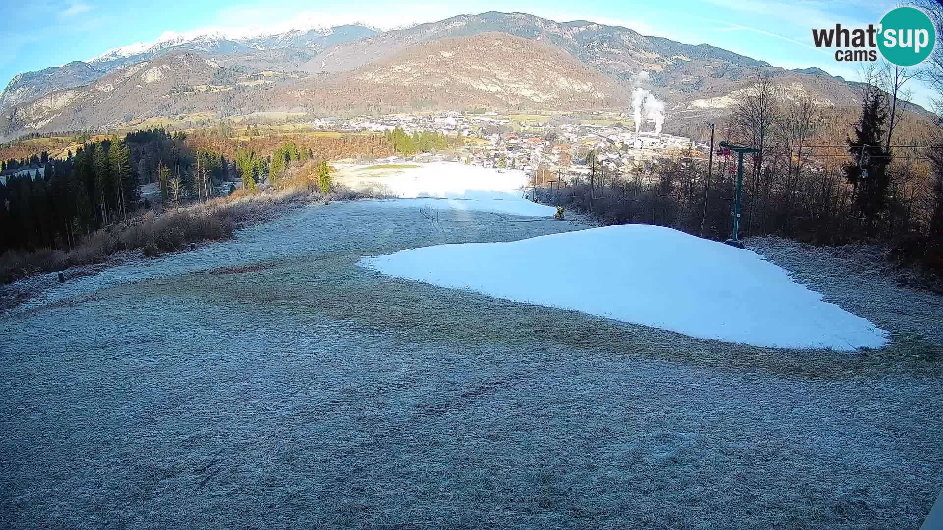 Kamera uživo Bohinjska Bistrica – Pogled u stvarnom vremenu sa skijališta Kozji Hrbet