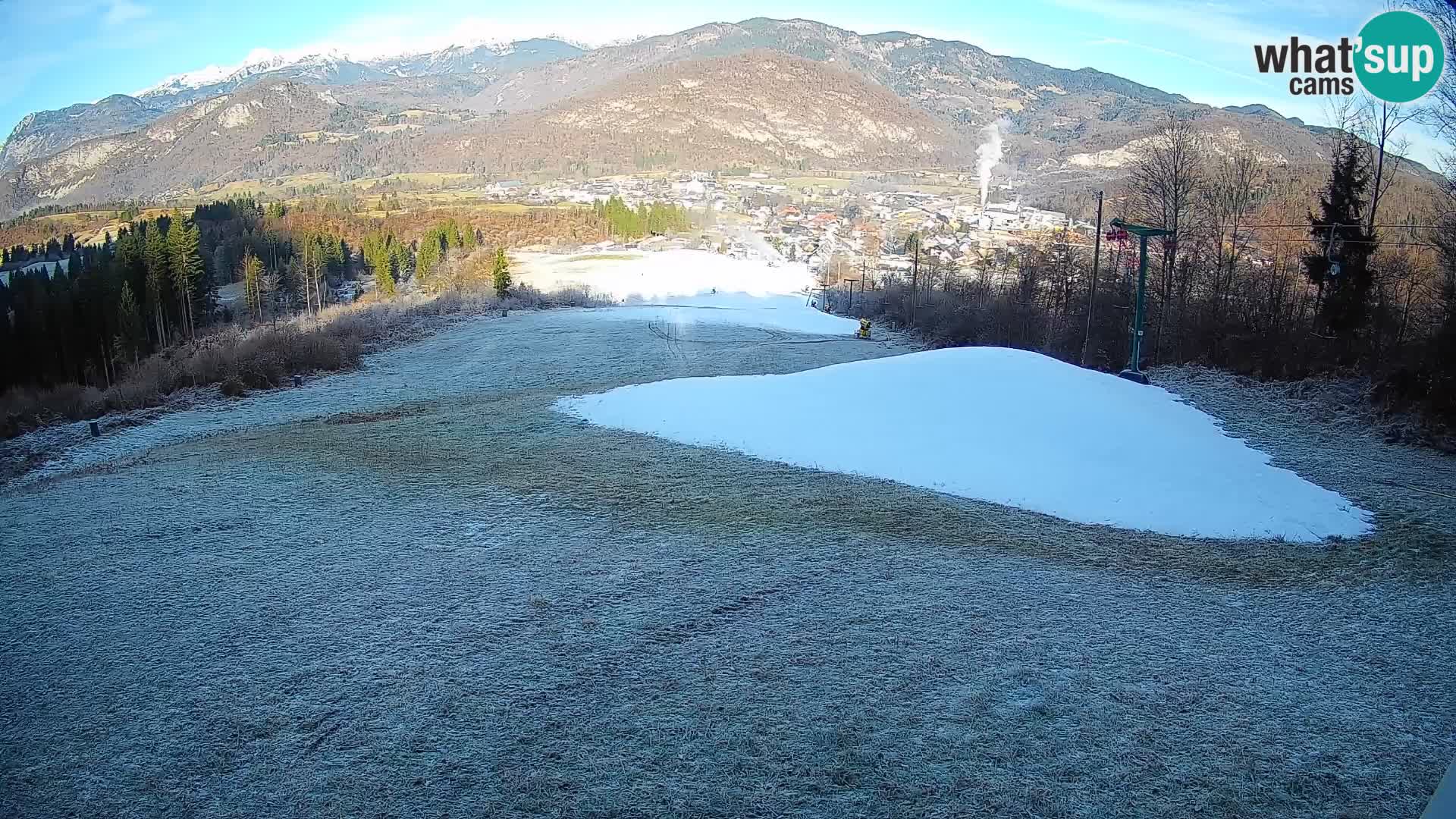 Kamera uživo Bohinjska Bistrica – Pogled u stvarnom vremenu sa skijališta Kozji Hrbet