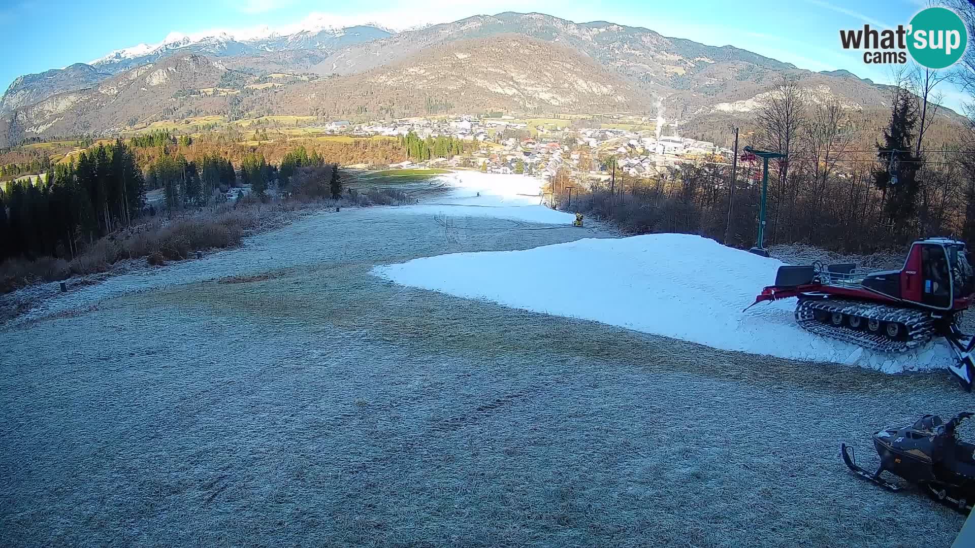 Kamera uživo Bohinjska Bistrica – Pogled u stvarnom vremenu sa skijališta Kozji Hrbet