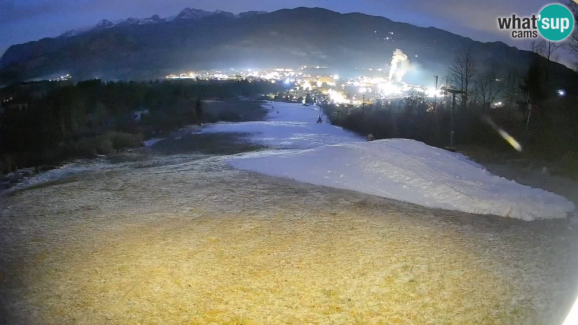 Kamera uživo Bohinjska Bistrica – Pogled u stvarnom vremenu sa skijališta Kozji Hrbet