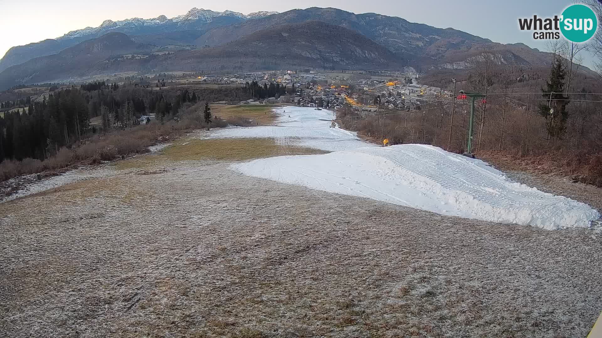 Kamera uživo Bohinjska Bistrica – Pogled u stvarnom vremenu sa skijališta Kozji Hrbet