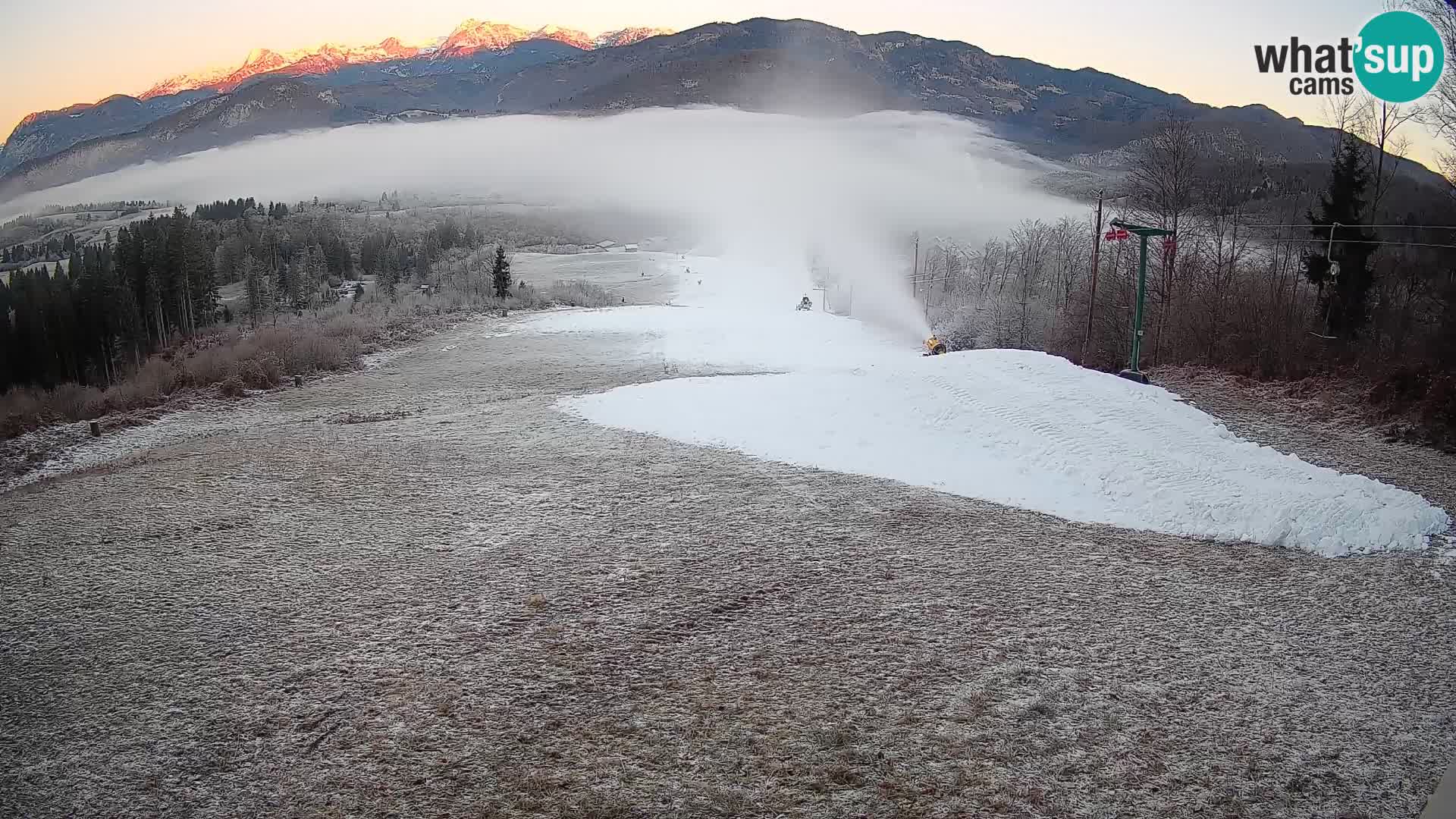 Kamera uživo Bohinjska Bistrica – Pogled u stvarnom vremenu sa skijališta Kozji Hrbet