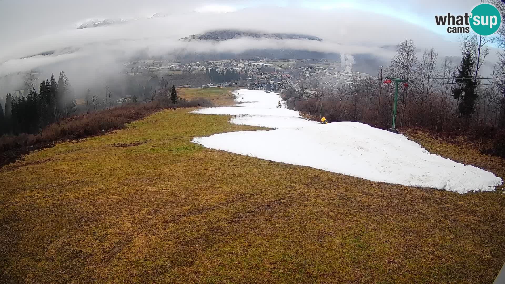 Kamera uživo Bohinjska Bistrica – Pogled u stvarnom vremenu sa skijališta Kozji Hrbet