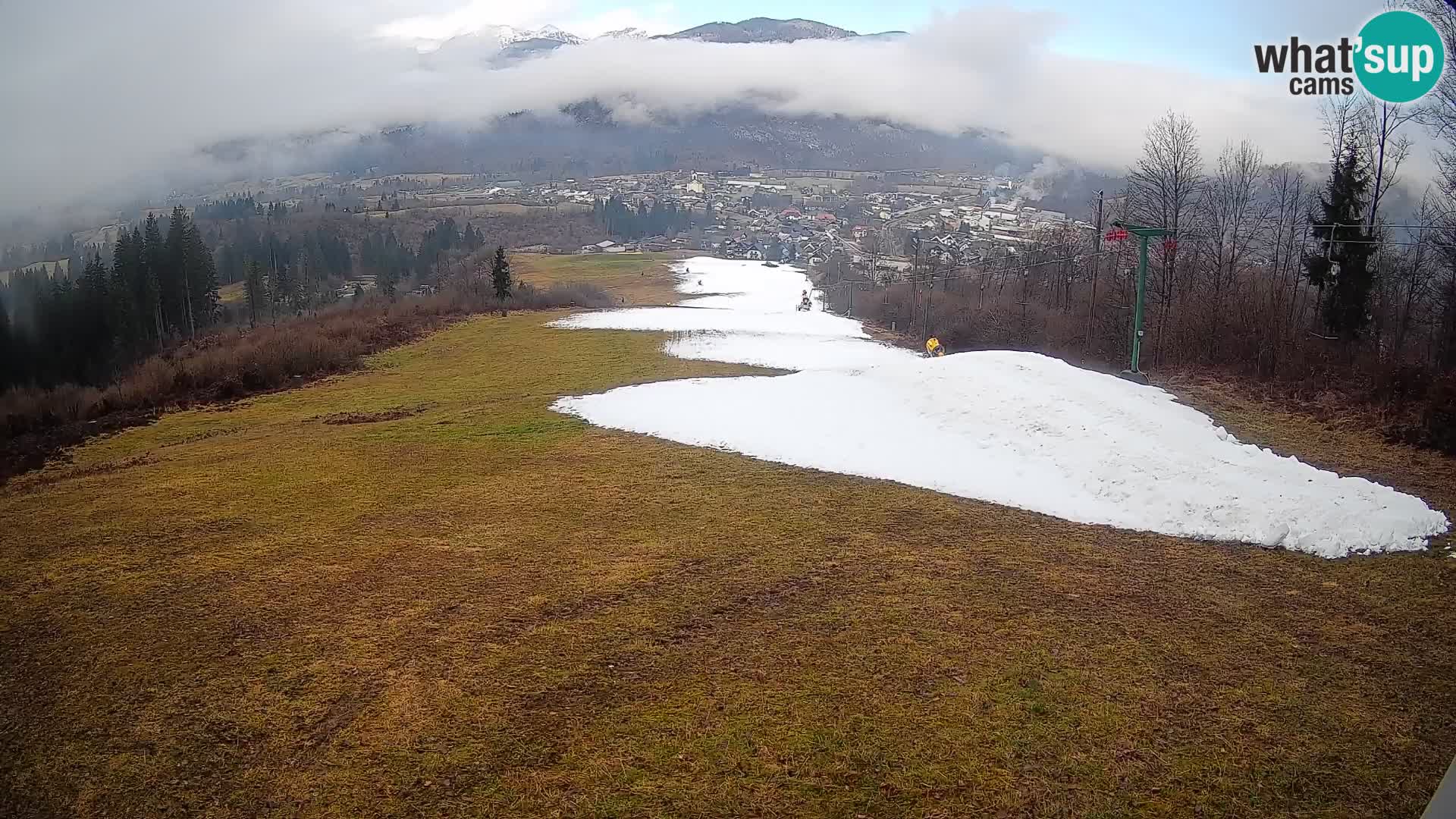 Spletna kamera Bohinjska Bistrica – Pogled v živo s smučišča Kozji Hrbet