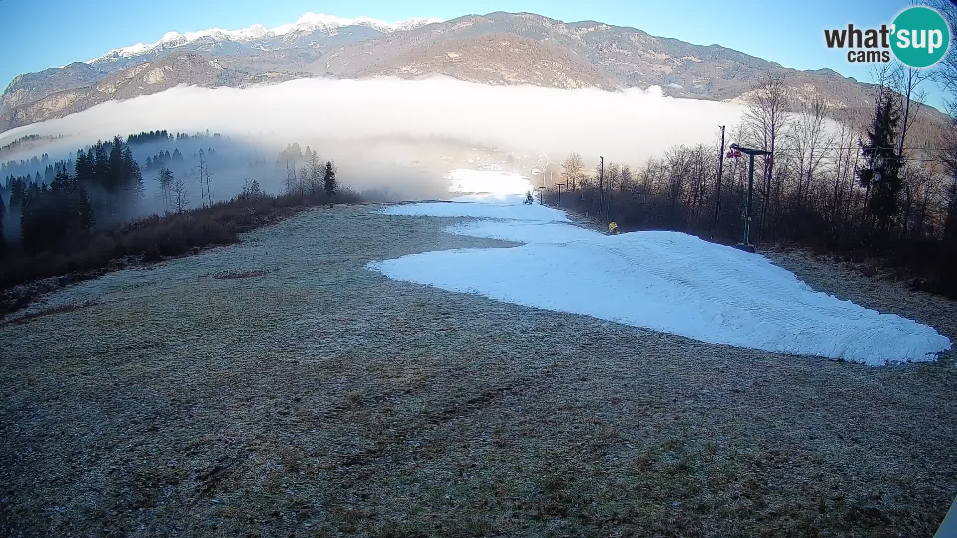 Kamera uživo Bohinjska Bistrica – Pogled u stvarnom vremenu sa skijališta Kozji Hrbet