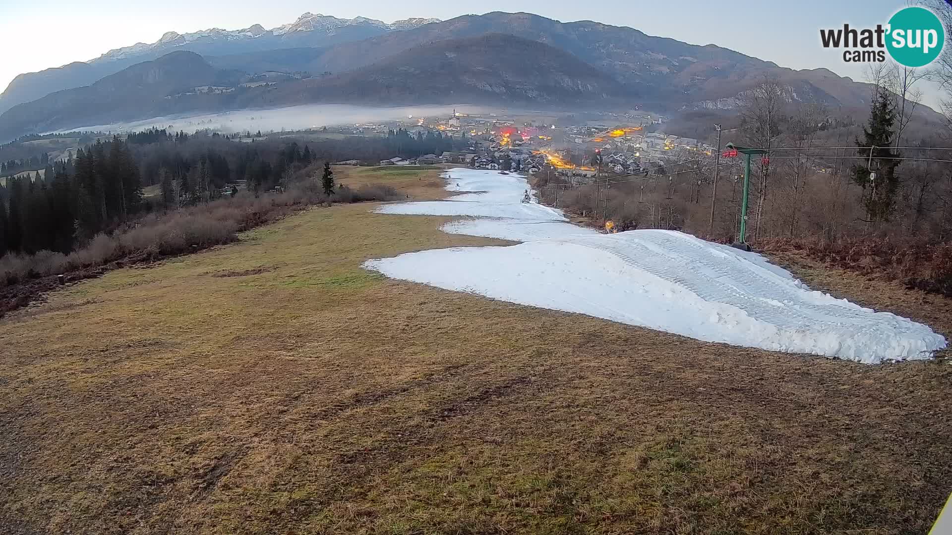 Kamera uživo Bohinjska Bistrica – Pogled u stvarnom vremenu sa skijališta Kozji Hrbet