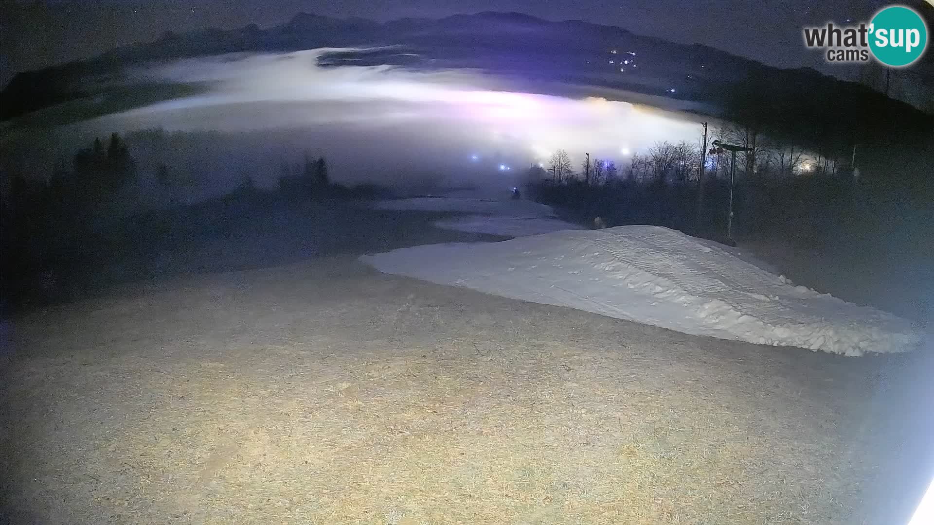 Kamera uživo Bohinjska Bistrica – Pogled u stvarnom vremenu sa skijališta Kozji Hrbet