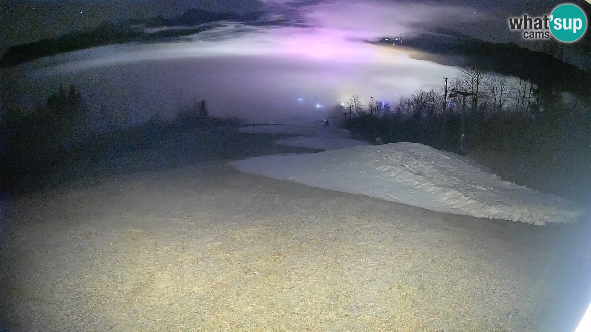 Kamera uživo Bohinjska Bistrica – Pogled u stvarnom vremenu sa skijališta Kozji Hrbet