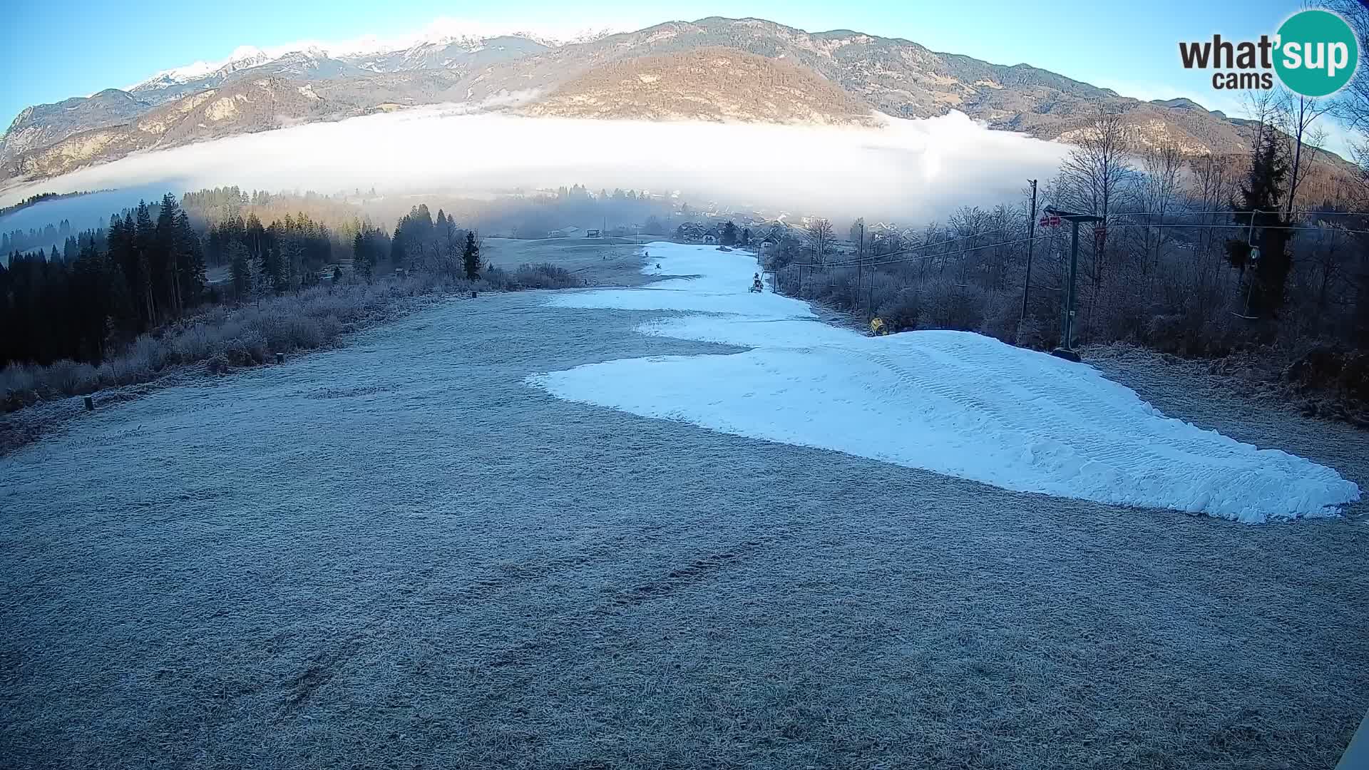 Kamera uživo Bohinjska Bistrica – Pogled u stvarnom vremenu sa skijališta Kozji Hrbet