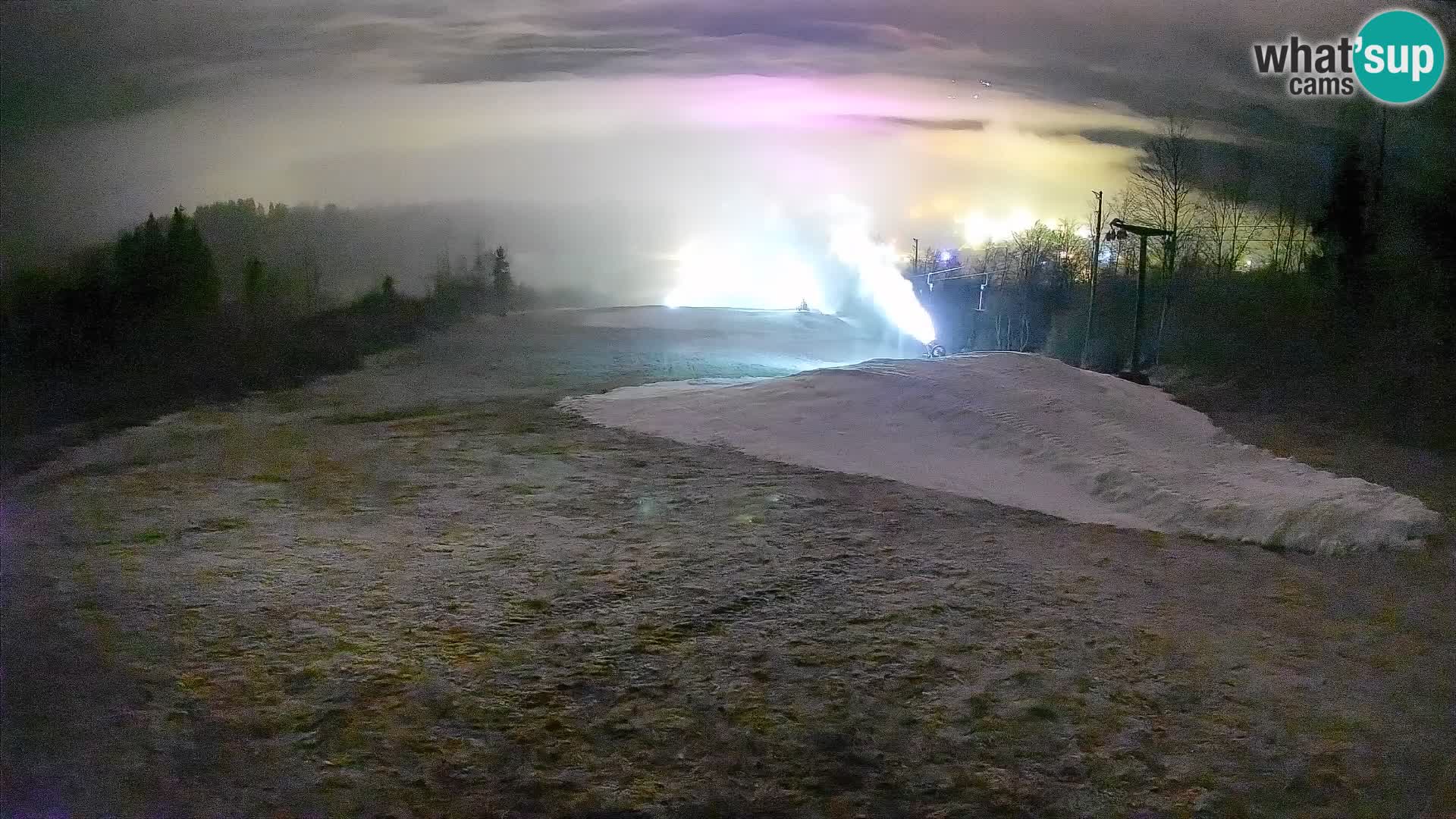 Kamera uživo Bohinjska Bistrica – Pogled u stvarnom vremenu sa skijališta Kozji Hrbet