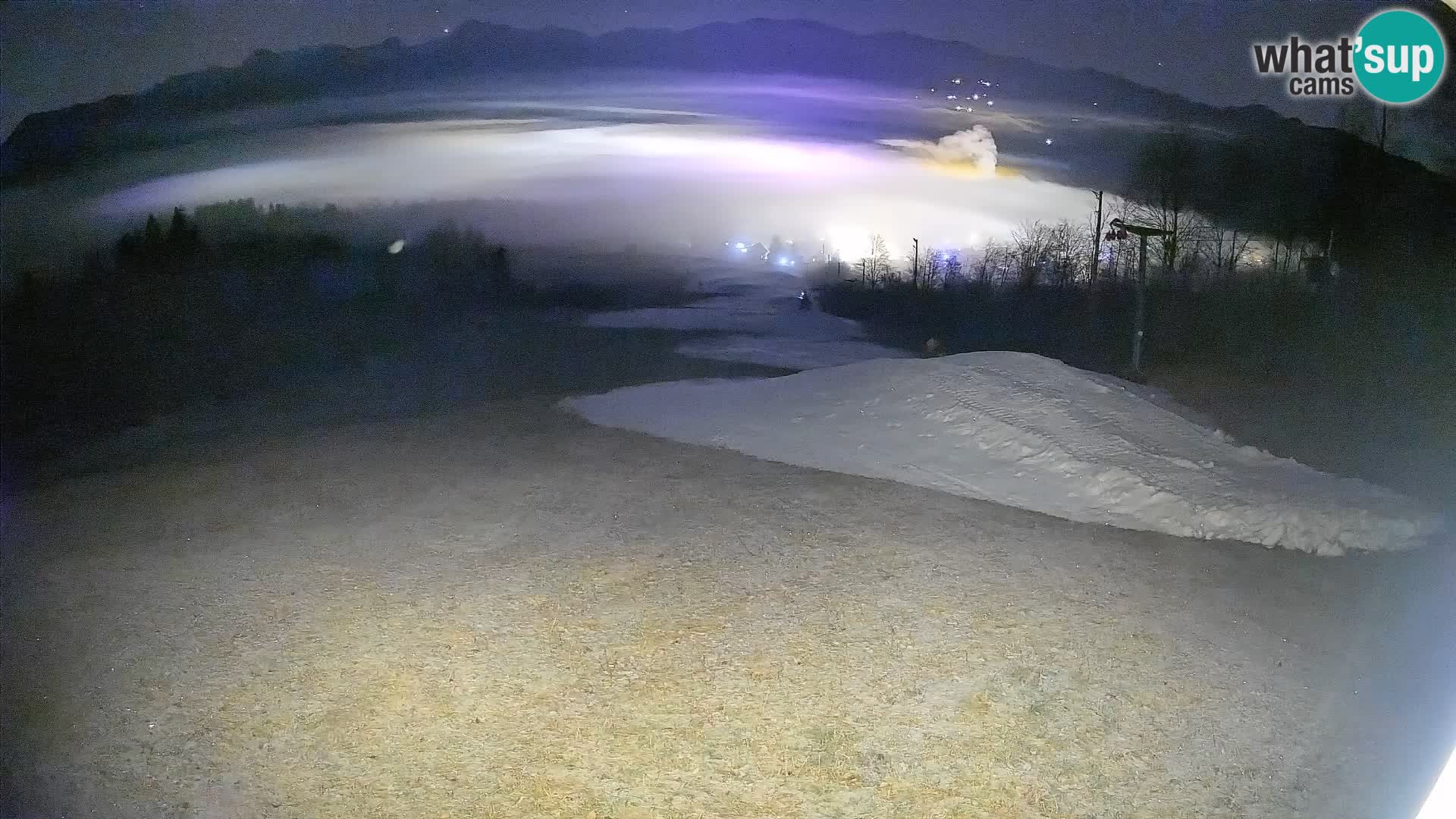 Kamera uživo Bohinjska Bistrica – Pogled u stvarnom vremenu sa skijališta Kozji Hrbet