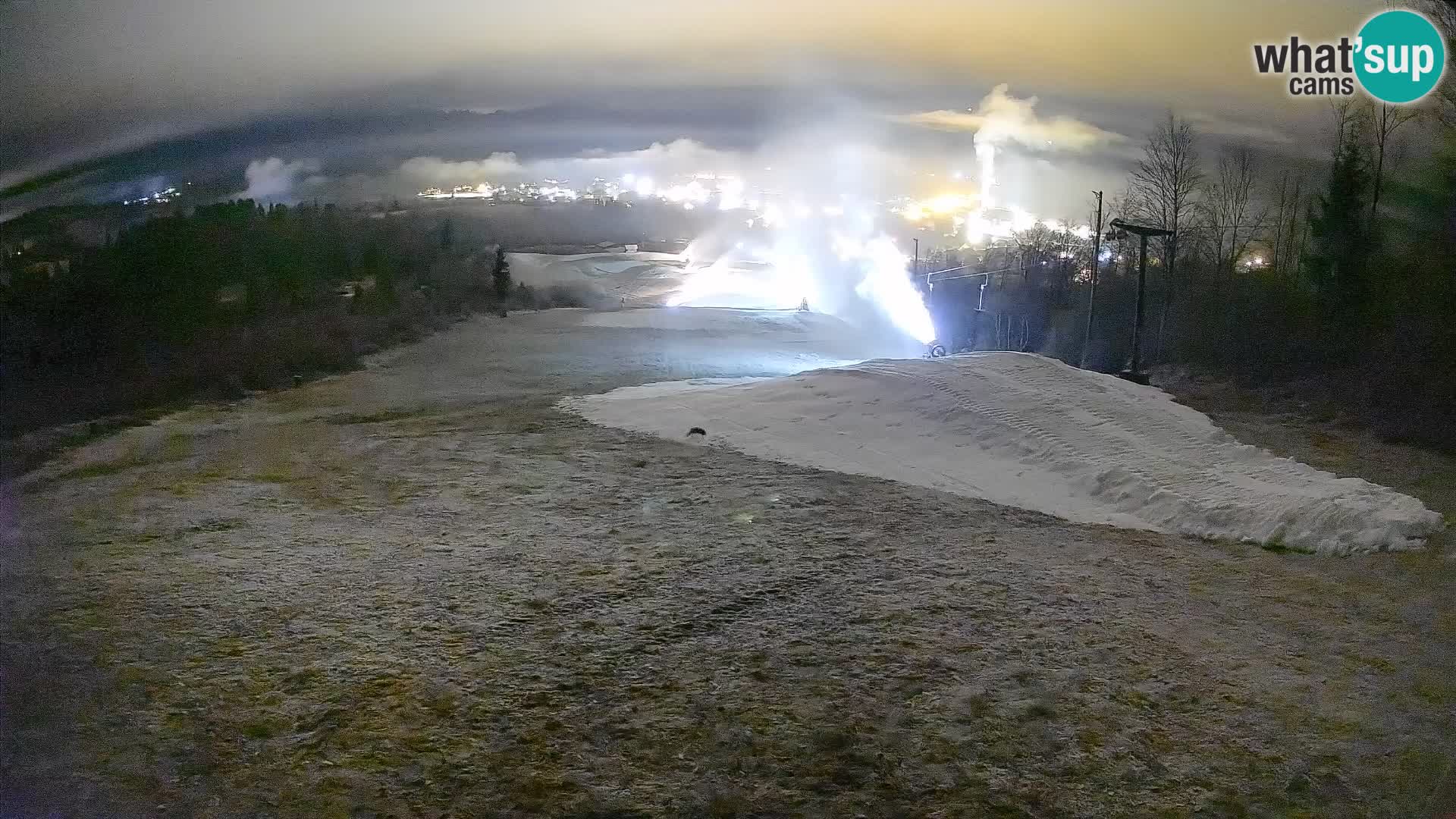 Kamera uživo Bohinjska Bistrica – Pogled u stvarnom vremenu sa skijališta Kozji Hrbet