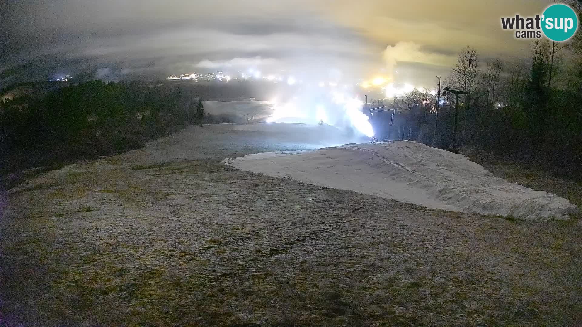 Spletna kamera Bohinjska Bistrica – Pogled v živo s smučišča Kozji Hrbet