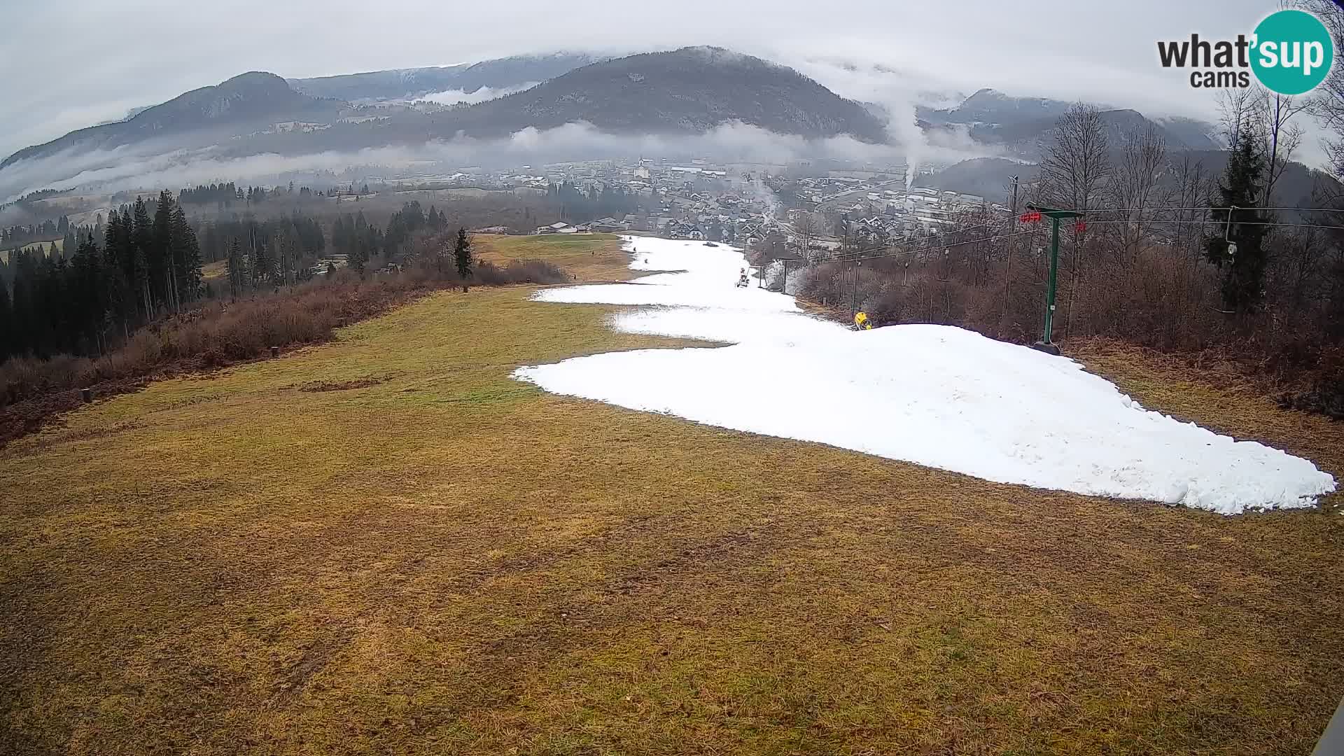 Kamera uživo Bohinjska Bistrica – Pogled u stvarnom vremenu sa skijališta Kozji Hrbet