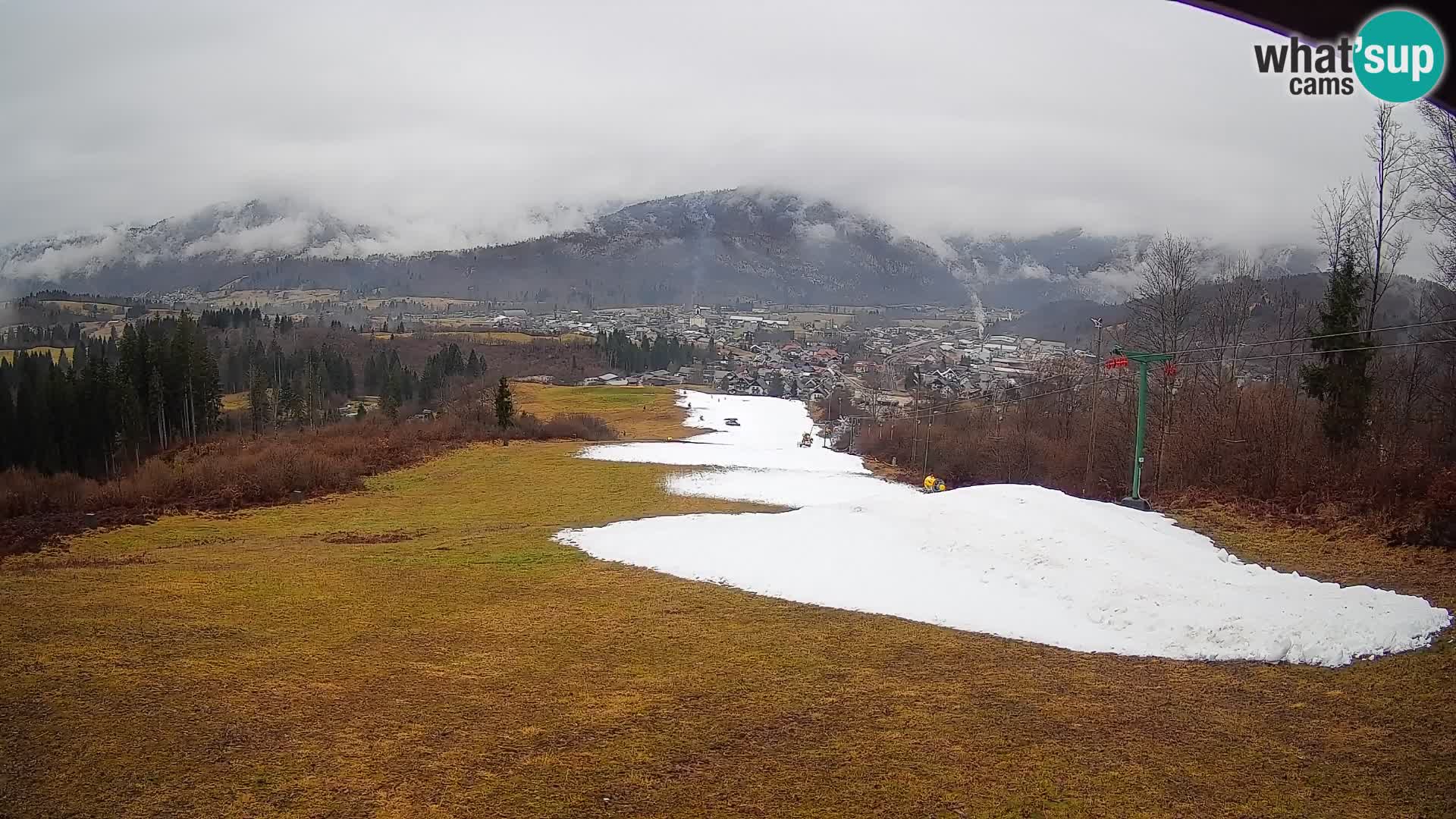 Kamera uživo Bohinjska Bistrica – Pogled u stvarnom vremenu sa skijališta Kozji Hrbet